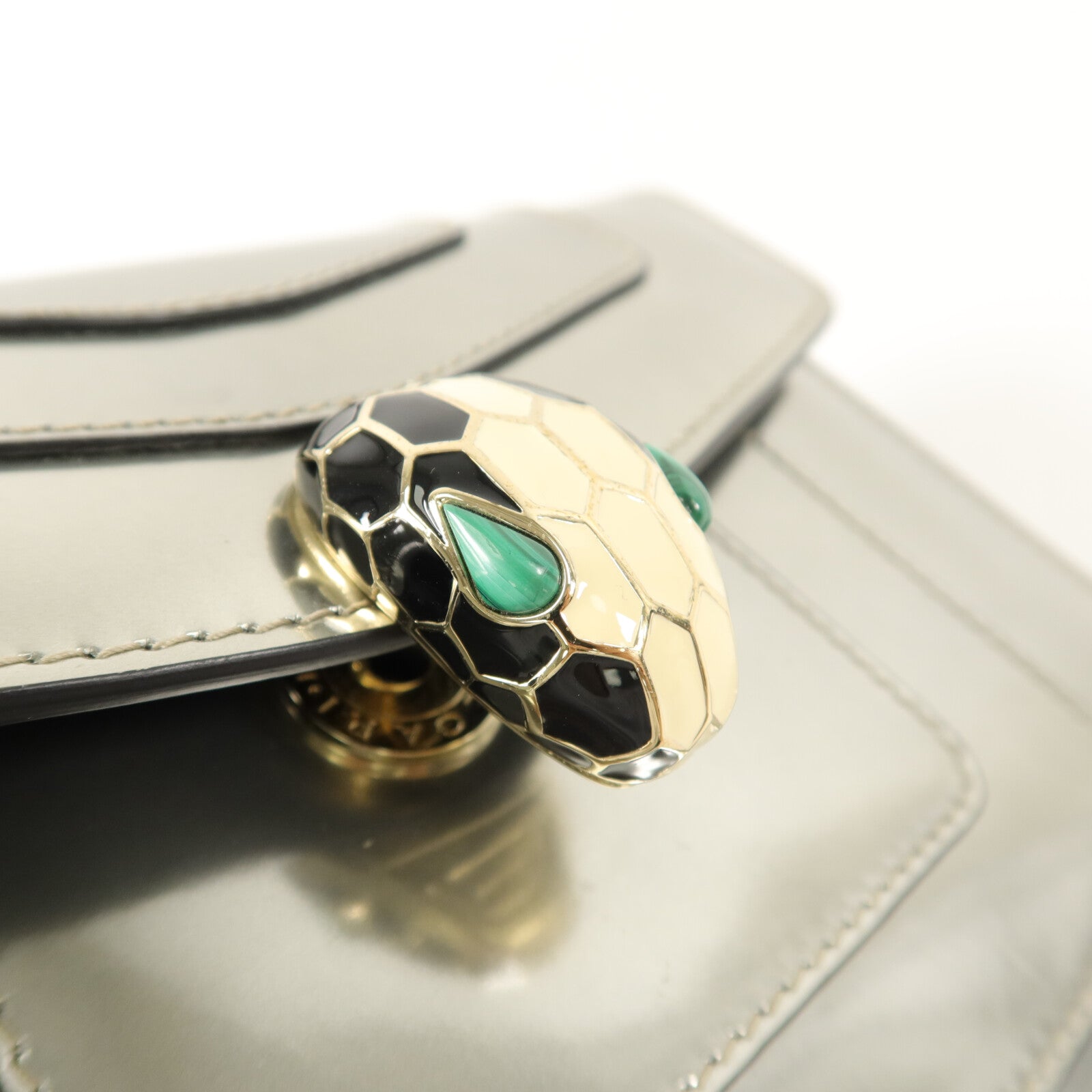 BVLGARI 牛皮皮革Serpenti Forever Small Crossbody鏈帶肩背袋