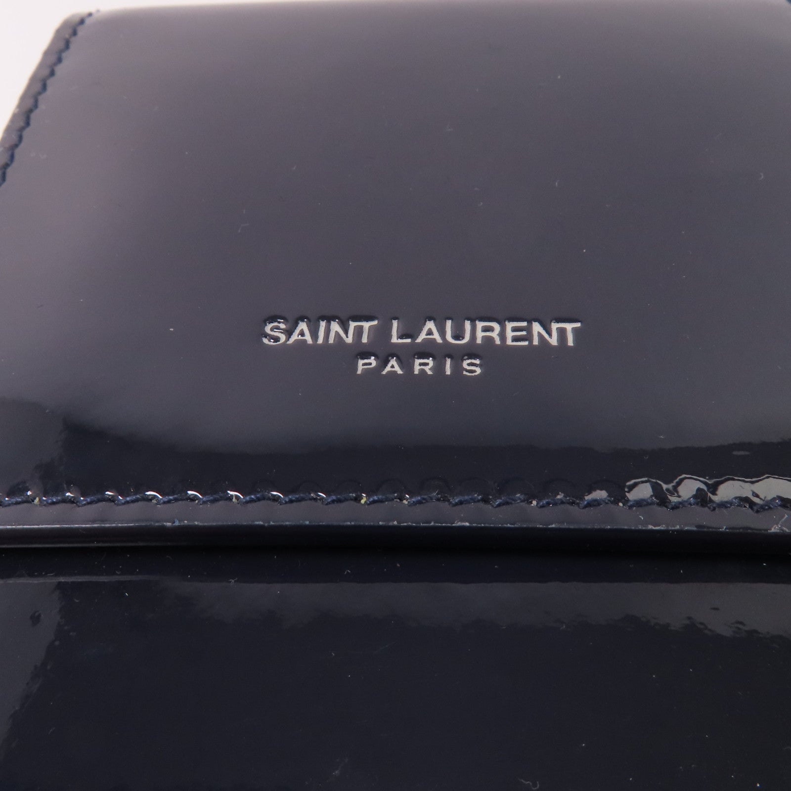 SAINT LAURENT 漆皮皮革Phone Pouch銀扣肩背袋