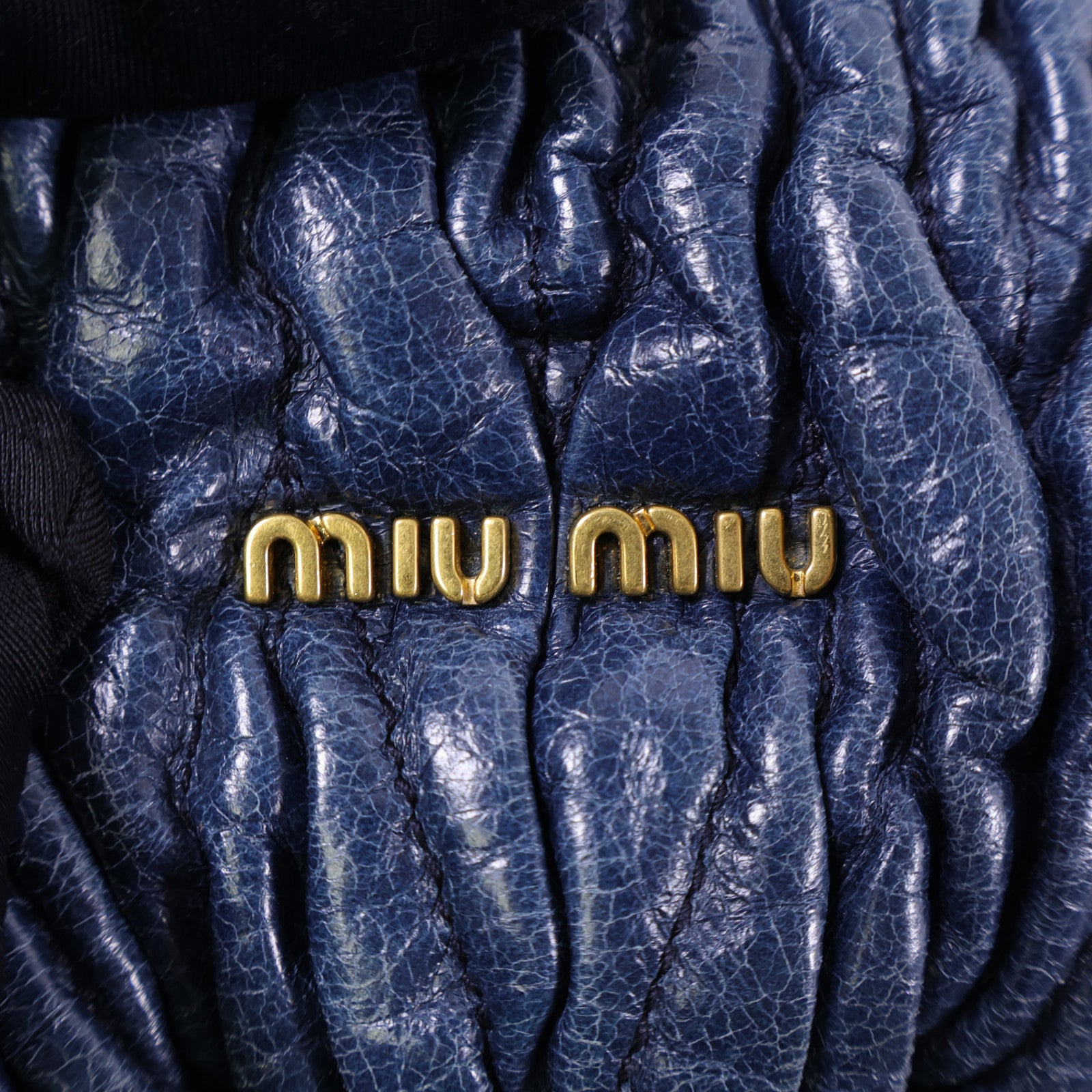 Miu Miu 牛皮皮革Chain Shoulder金扣鏈帶肩背袋