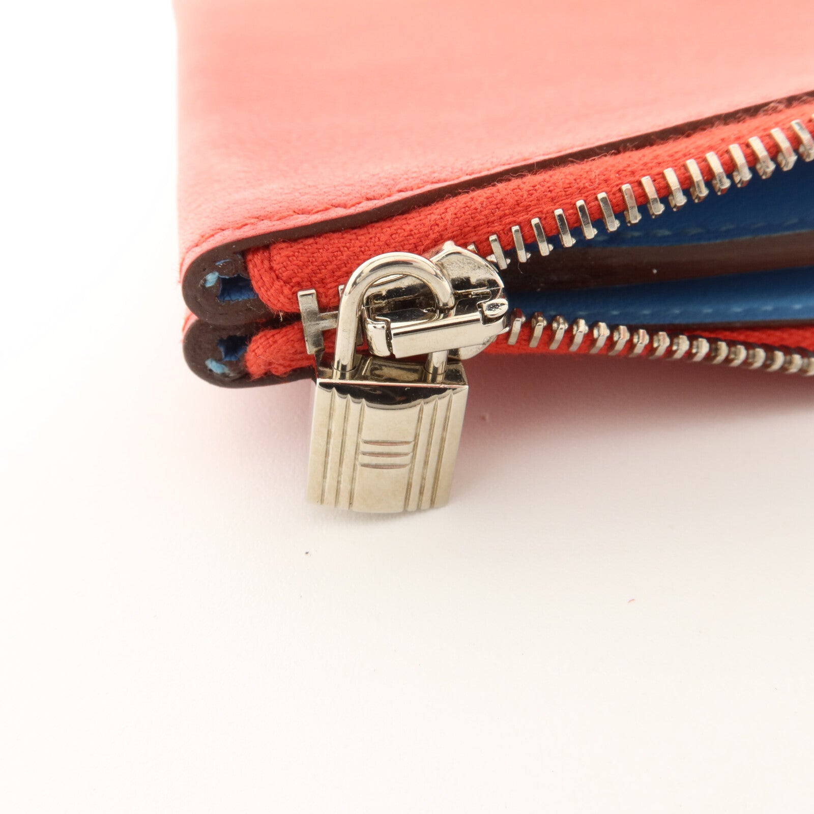 HERMES Evercolor皮革Atout Pouch 14(PM)小袋Rouge Casaque/Bleu Du Nord