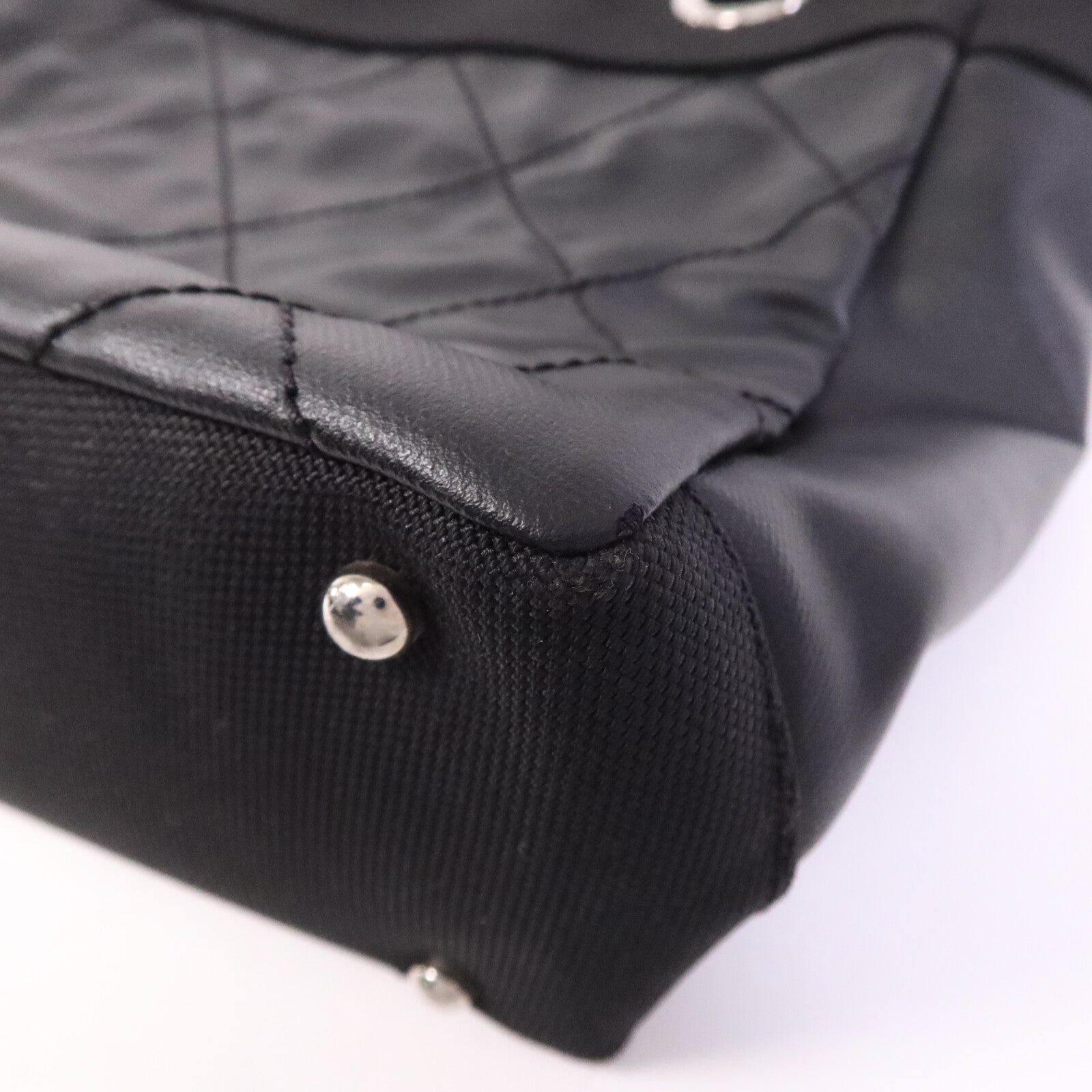 CHANEL 牛皮皮革Tote Bag銀扣手挽袋