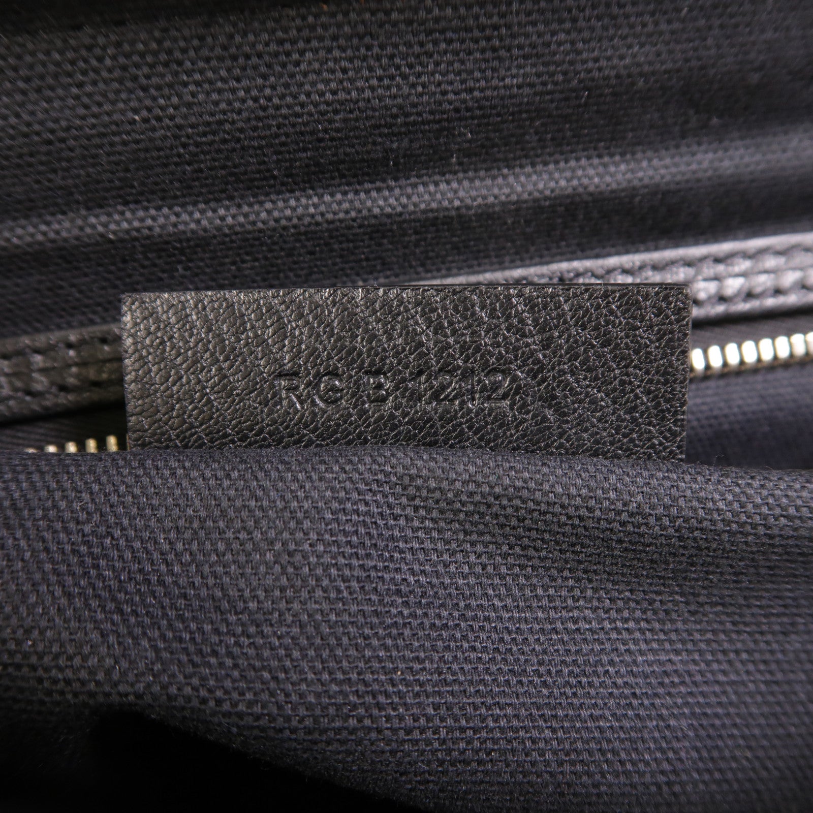 GIVENCHY 牛皮皮革Antigona銀扣手挽肩背兩用袋