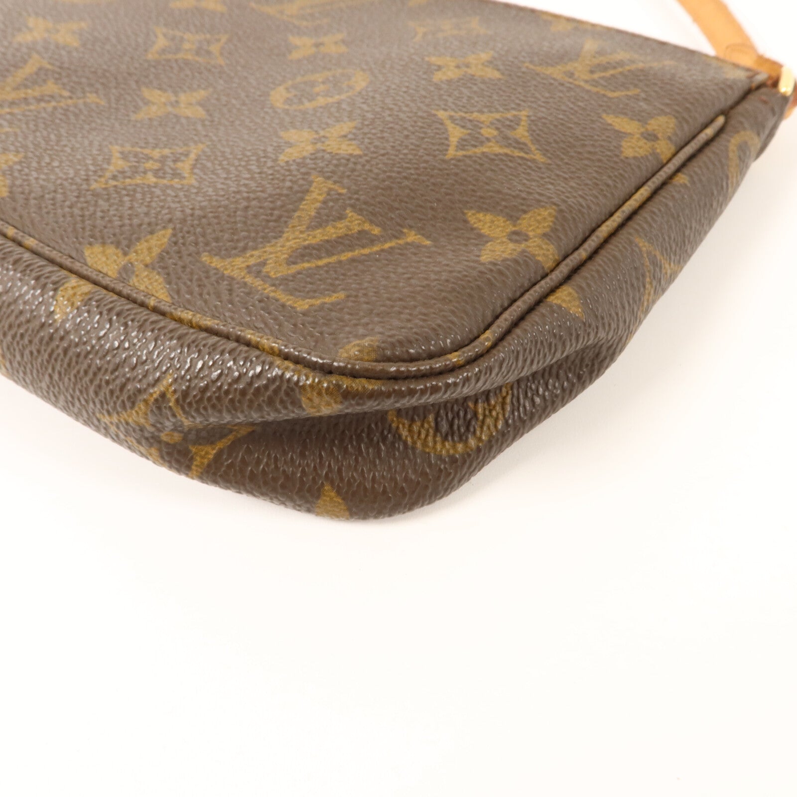 LOUIS VUITTON Monogram Pochette Accessoires金扣手挽袋棕色
