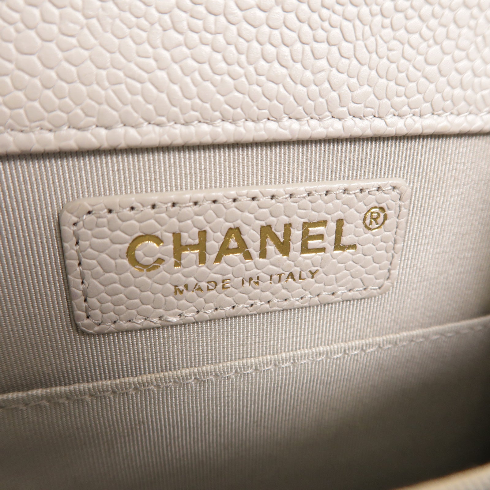 CHANEL 牛皮皮革North South Boy鏈帶肩背袋