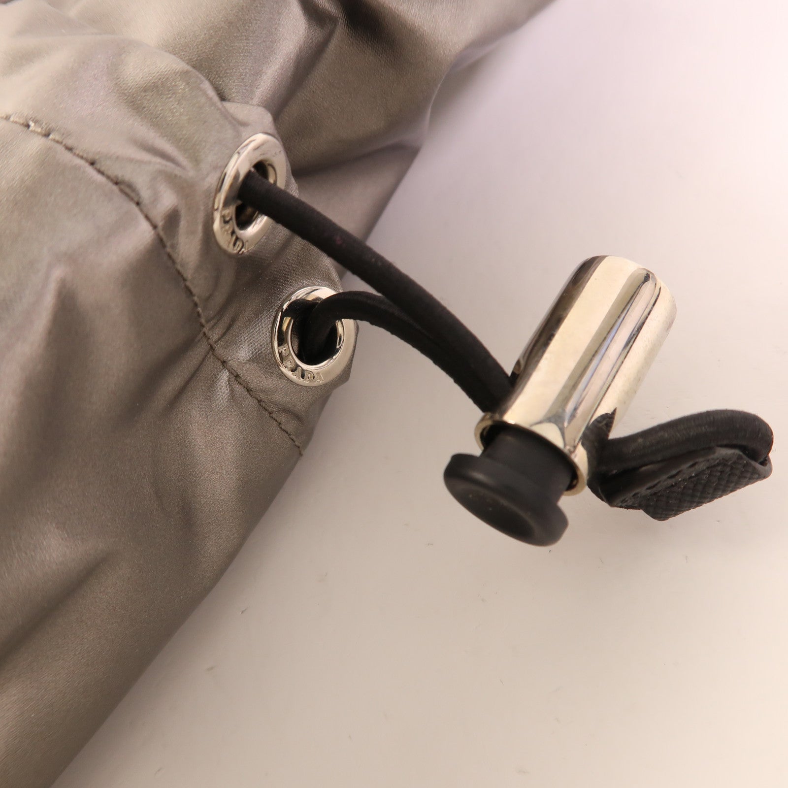 PRADA 尼龍Shoulder Tote銀扣肩背袋/手挽袋