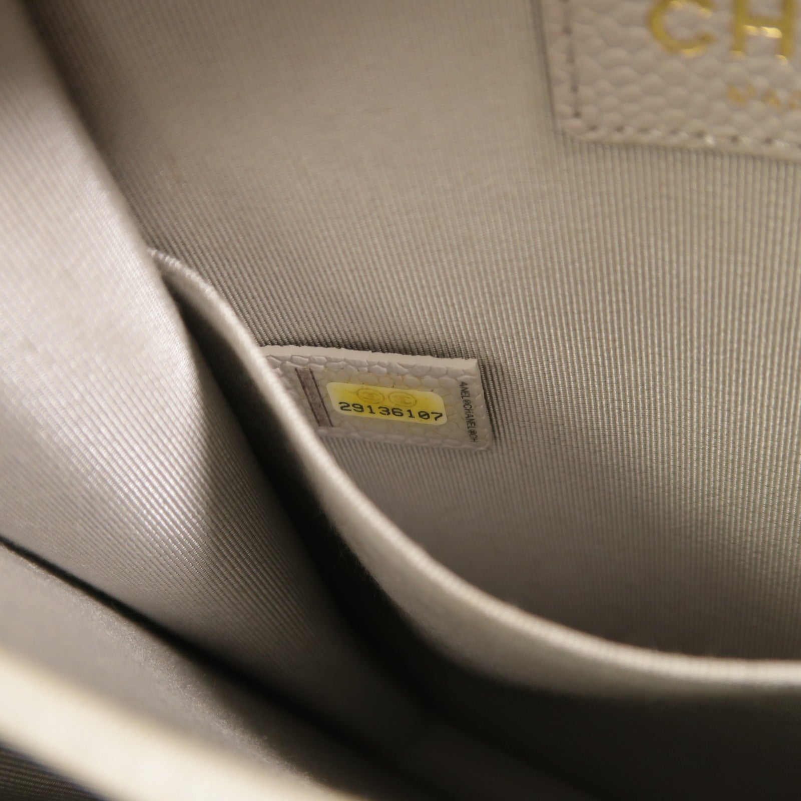 CHANEL 牛皮皮革North South Boy鏈帶肩背袋