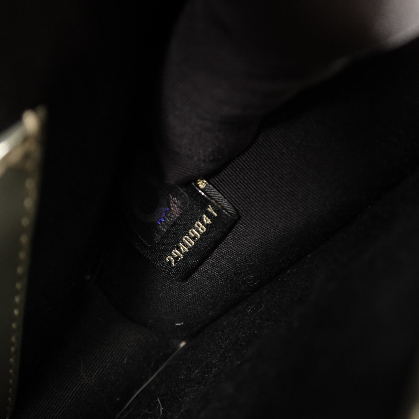 BVLGARI 牛皮皮革Serpenti Forever Small Crossbody鏈帶肩背袋