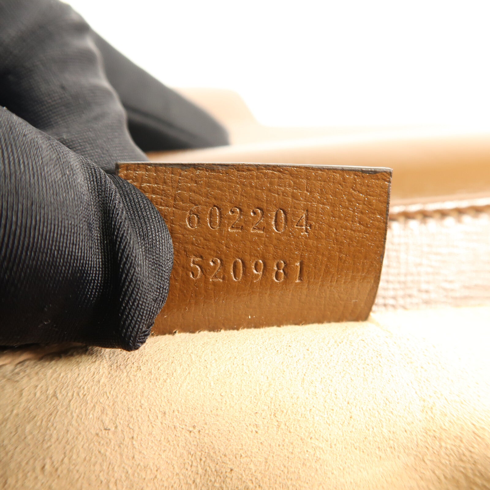 GUCCI 塗層皮革Morsebit 1955金扣肩背袋