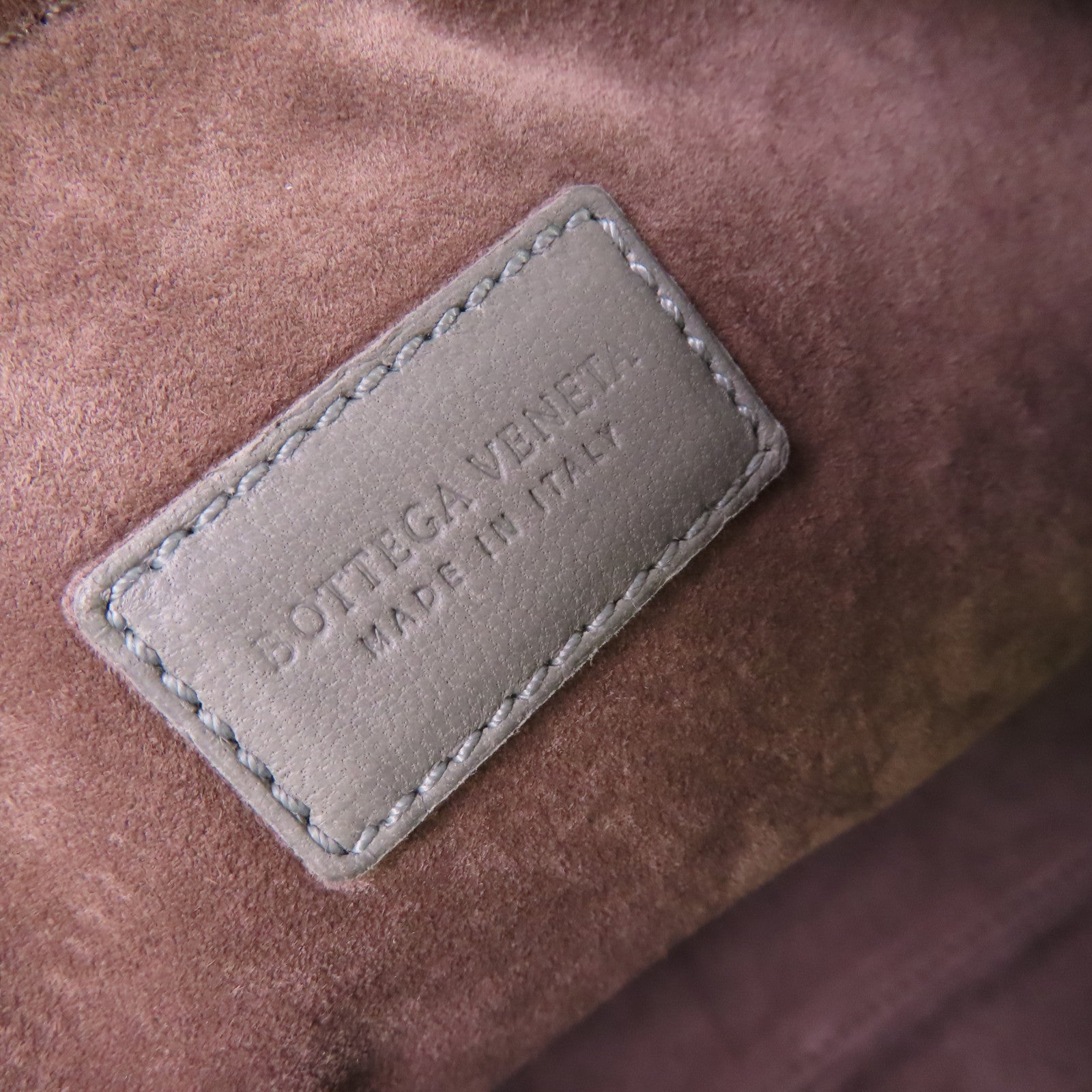 BOTTEGA VENETA 織紋皮革Handbag金扣手挽袋灰色