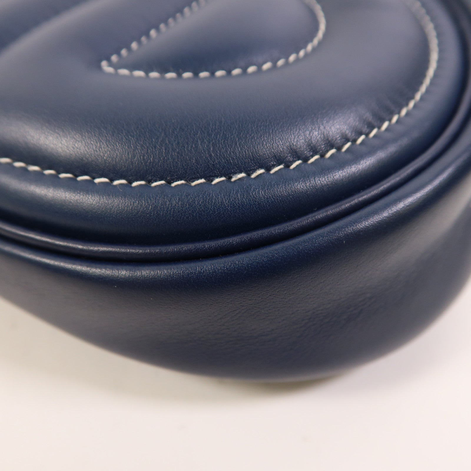 HERMES Swift皮革In The Loop銀扣肩背袋Bleu Navy/Terre Battue