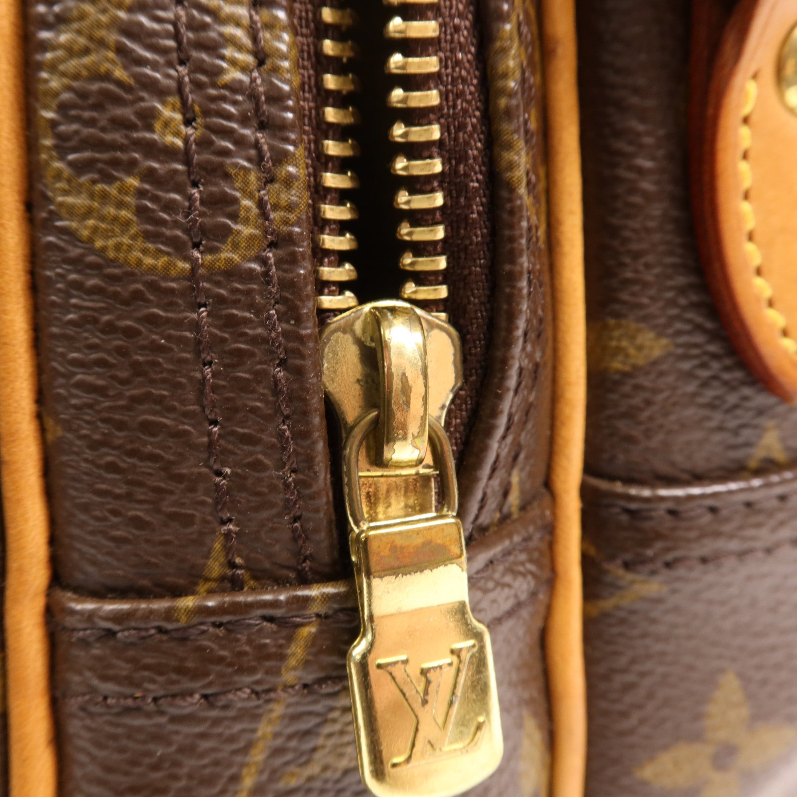 LOUIS VUITTON Monogram Reporter PM金扣肩背袋