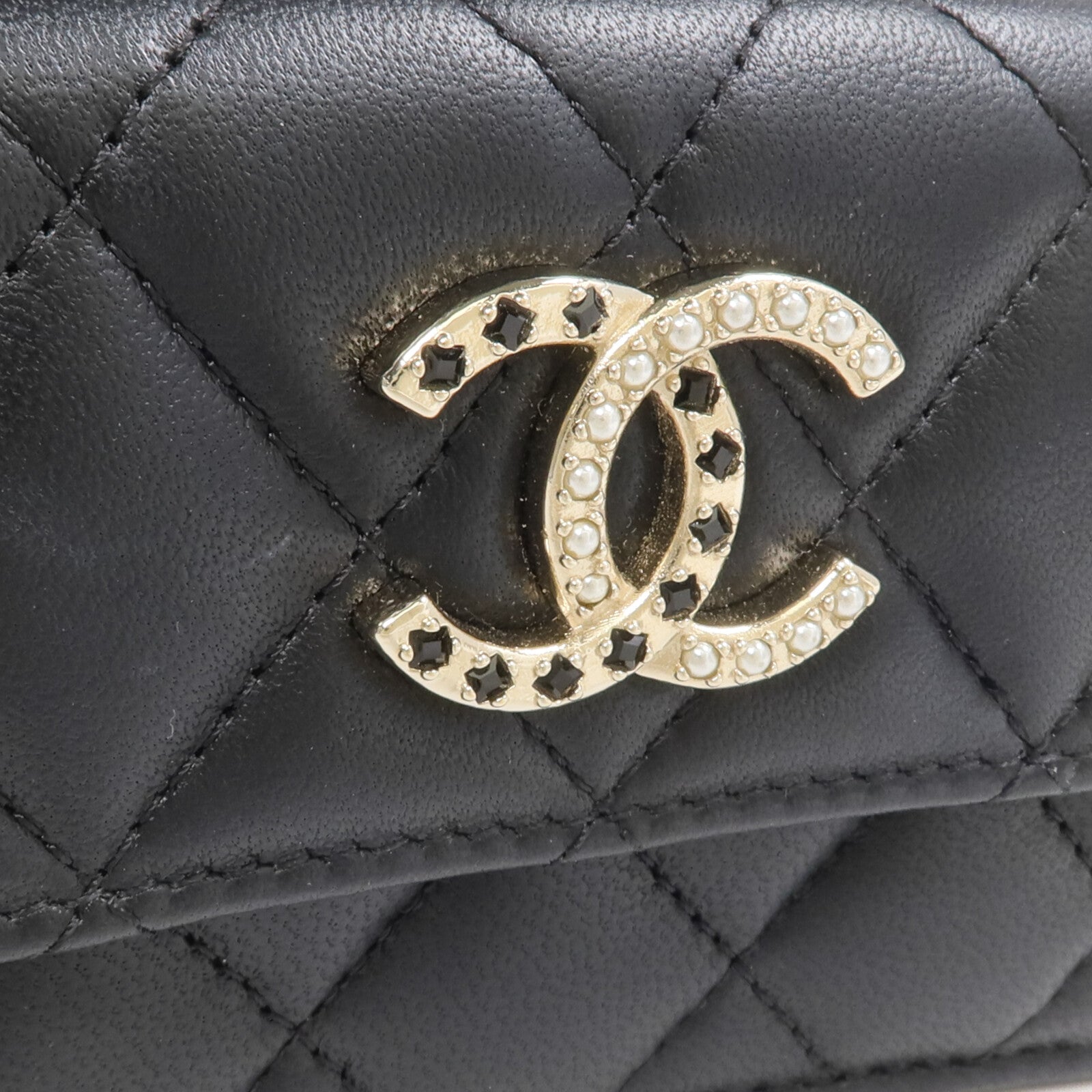 CHANEL 羊皮皮革CC Logo Flap Wallet錢包