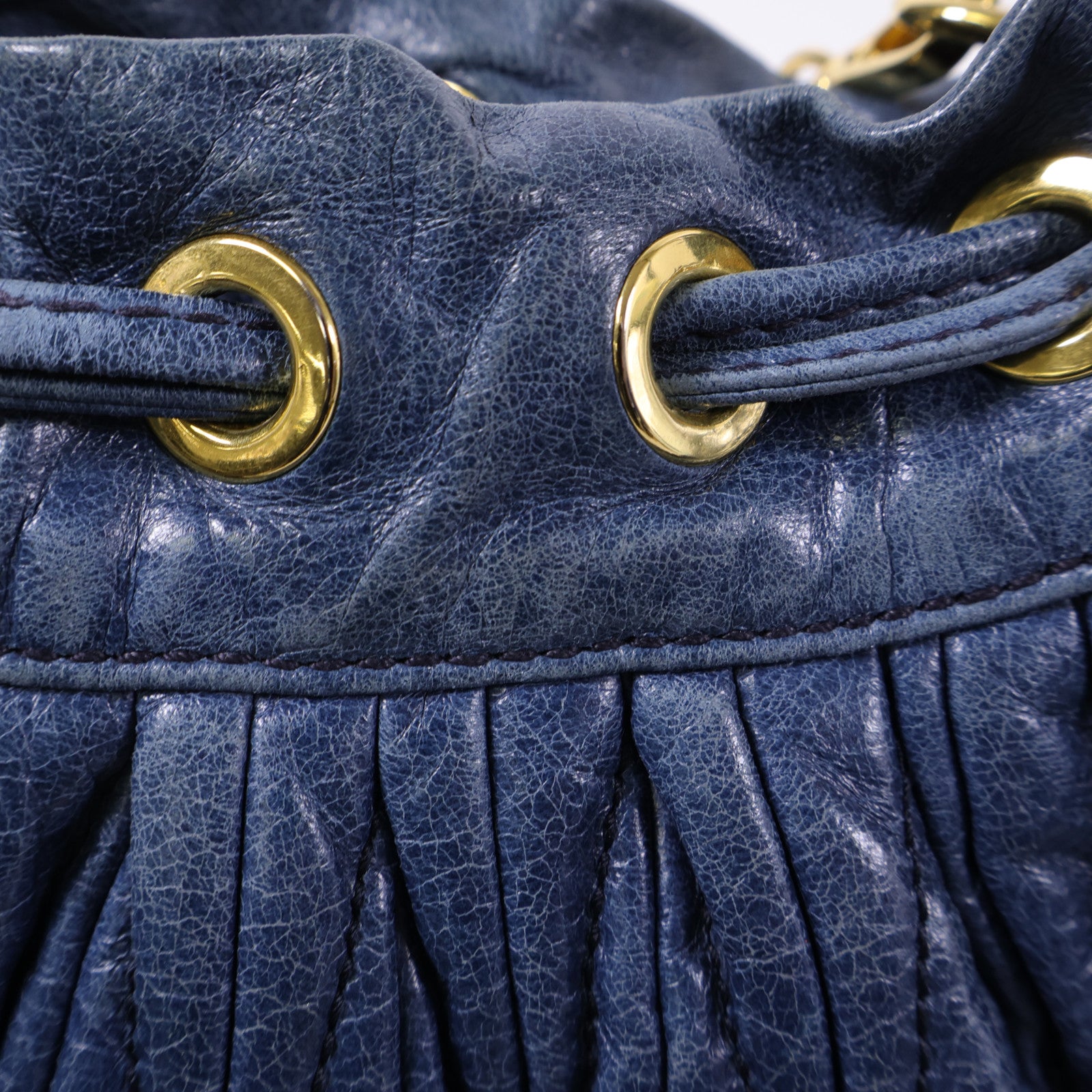 Miu Miu 牛皮皮革Chain Shoulder金扣鏈帶肩背袋