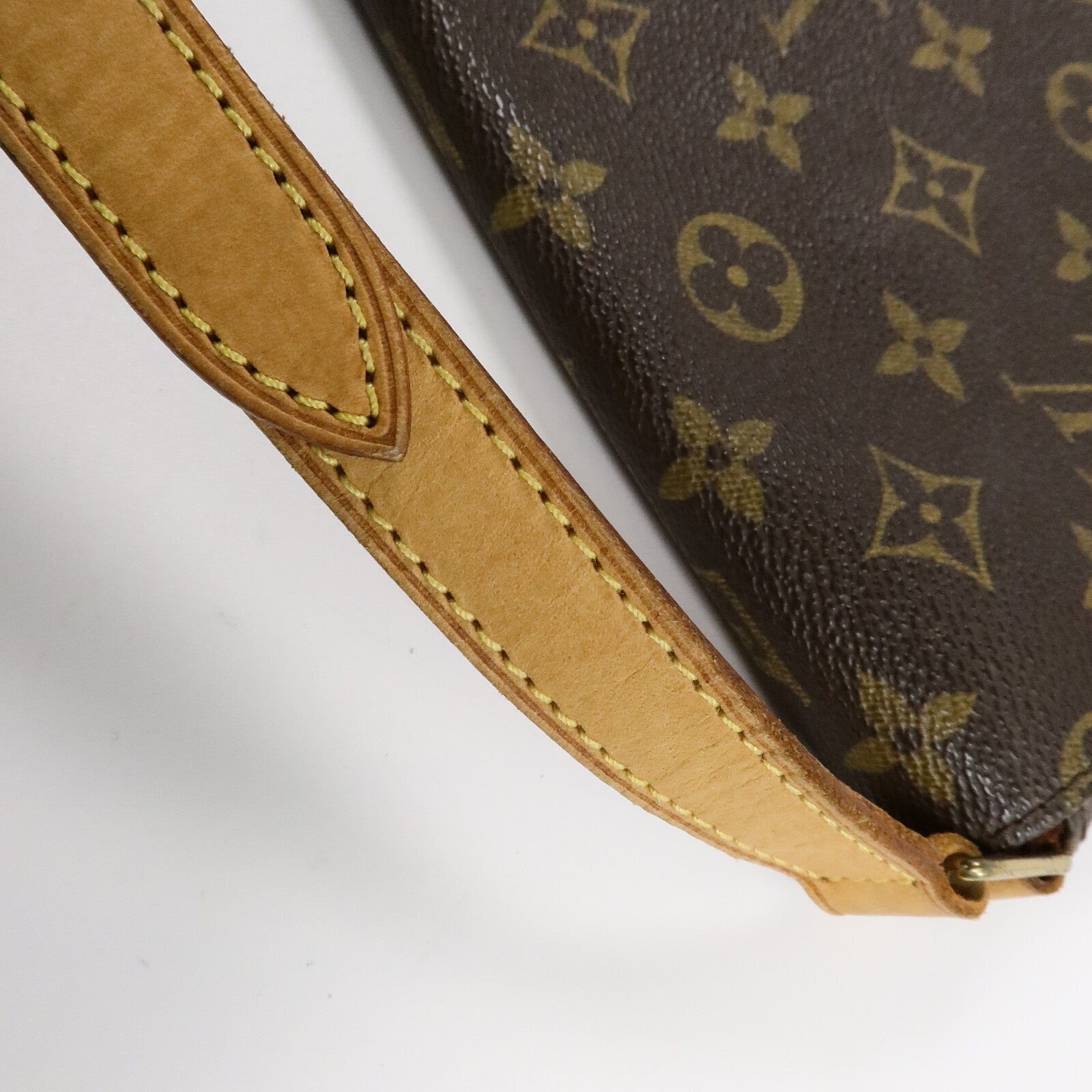 LOUIS VUITTON Monogram Musette Tango Short金扣肩背袋