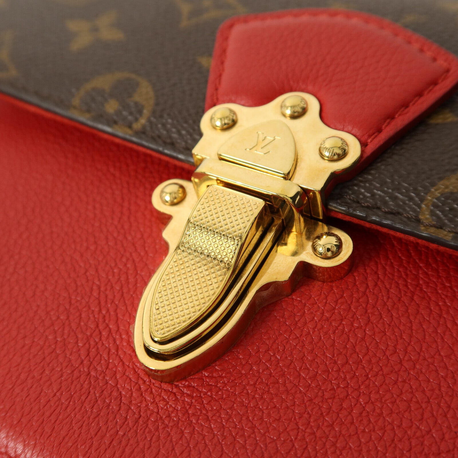 LOUIS VUITTON Monogram Victoire鏈帶肩背袋