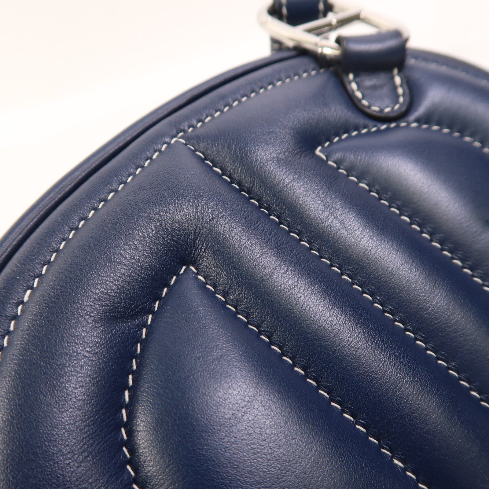 HERMES Swift皮革In The Loop銀扣肩背袋Bleu Navy/Terre Battue