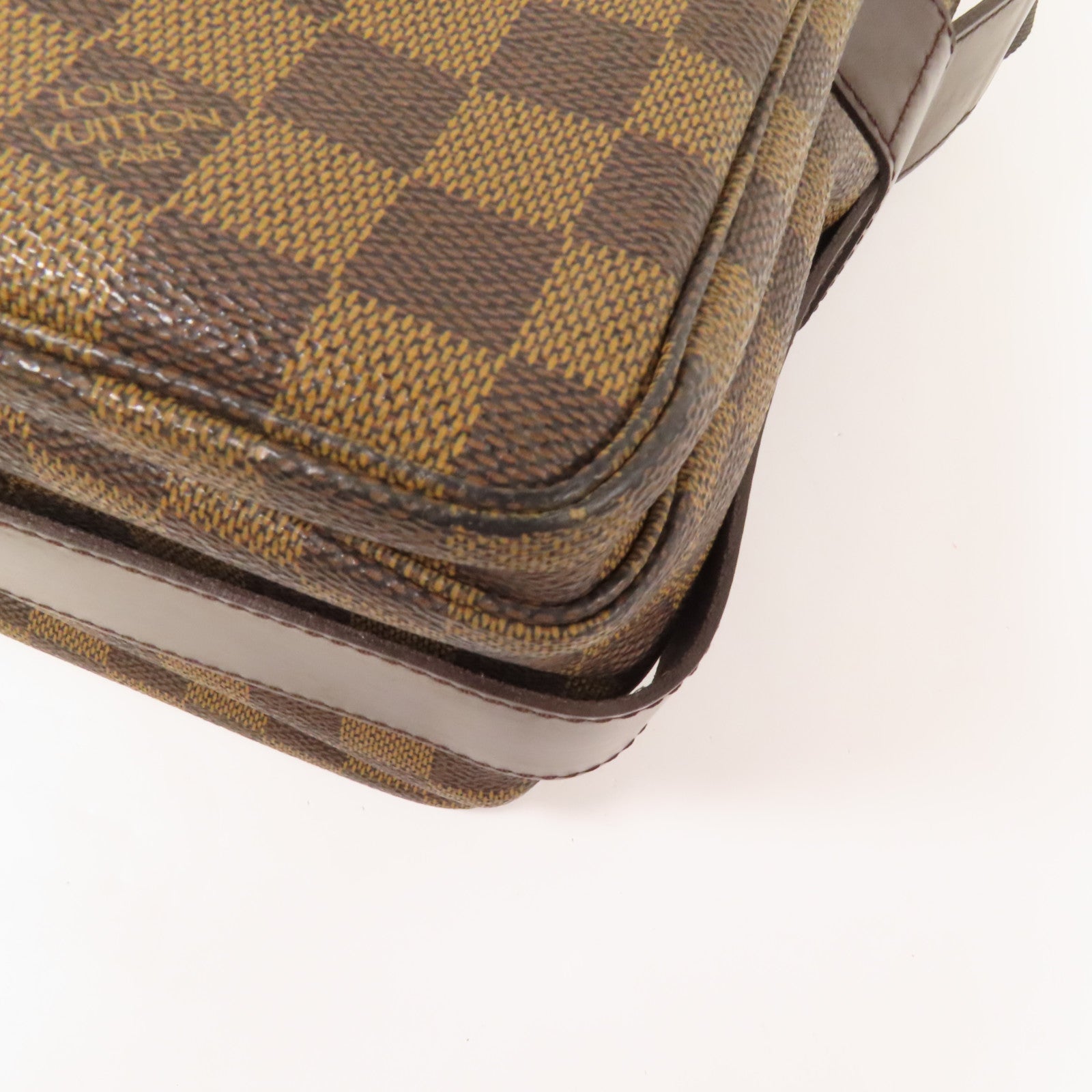 LOUIS VUITTON Damier Naviglio金扣肩背袋