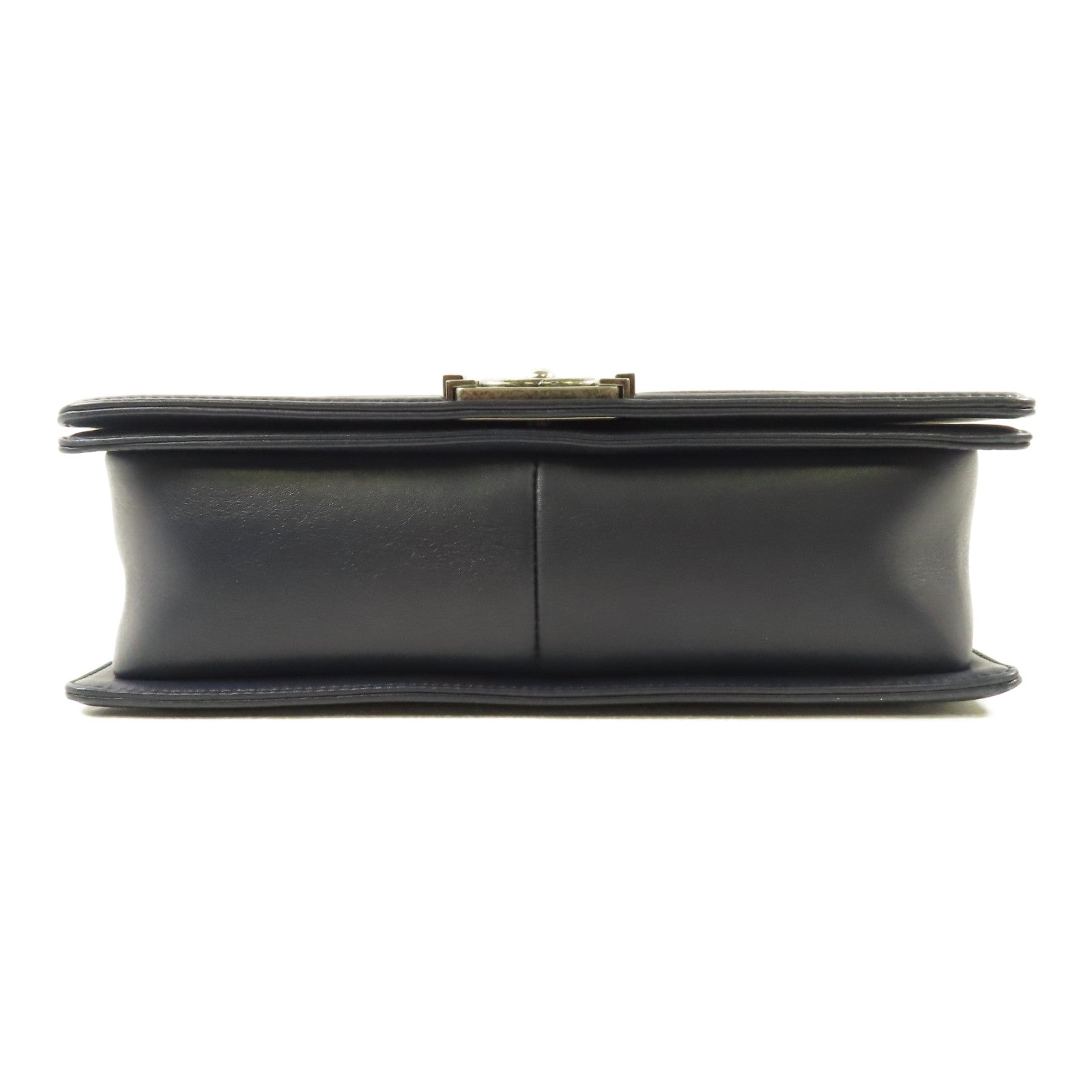 CHANEL 牛皮皮革Boy 28cm銀扣鏈帶肩背袋