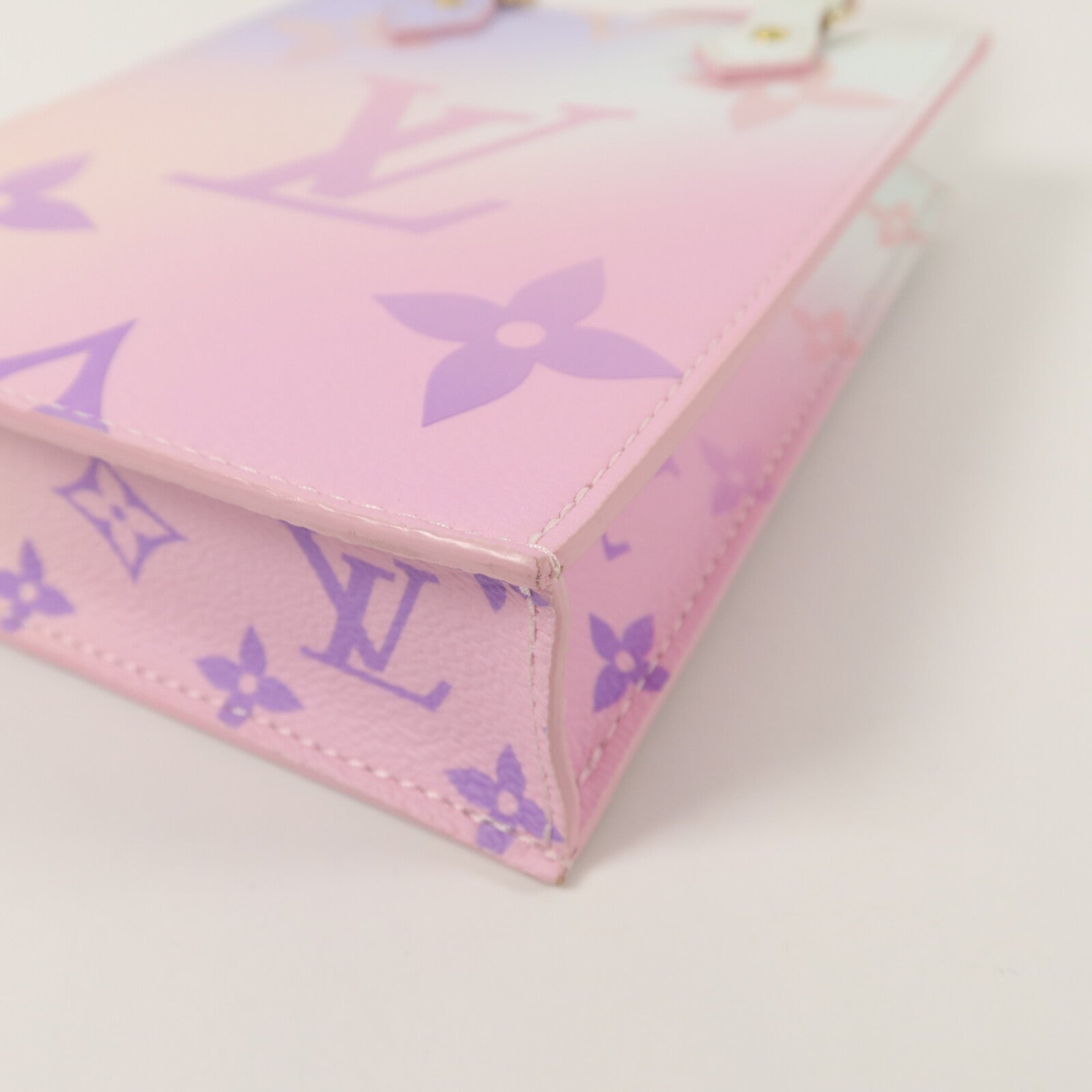 LOUIS VUITTON Monogram Giant Petit Sac Plat Spring in the City手挽肩背兩用袋