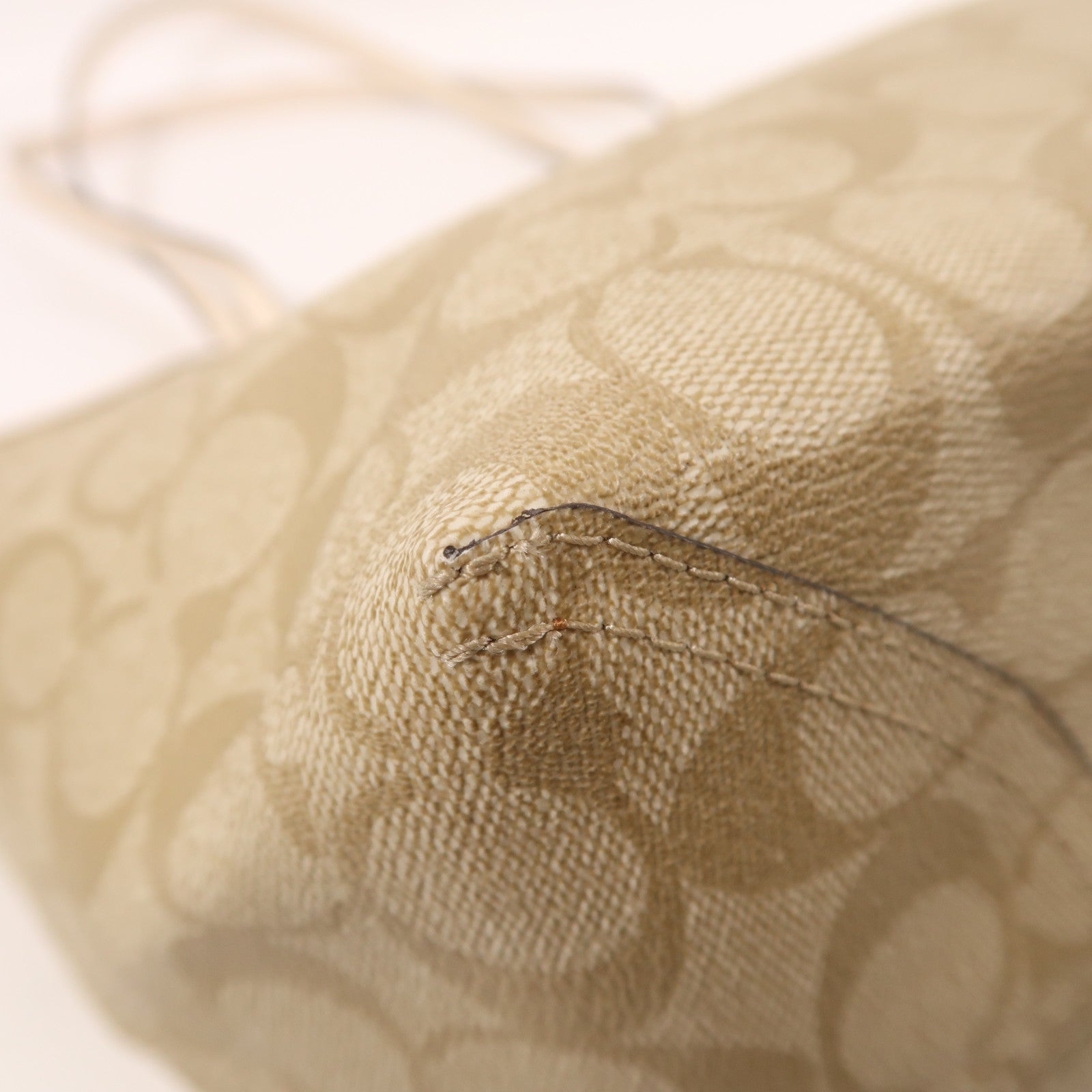 COACH 塗層帆布Tote Bag金扣肩背袋