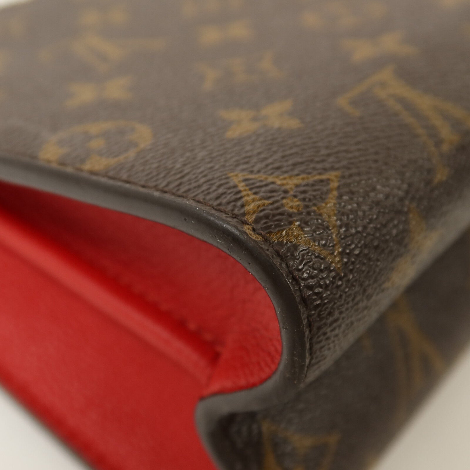 LOUIS VUITTON Monogram Victoire鏈帶肩背袋