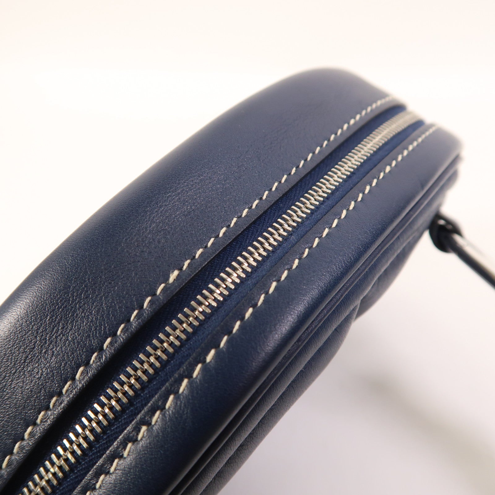 HERMES Swift皮革In The Loop銀扣肩背袋Bleu Navy/Terre Battue