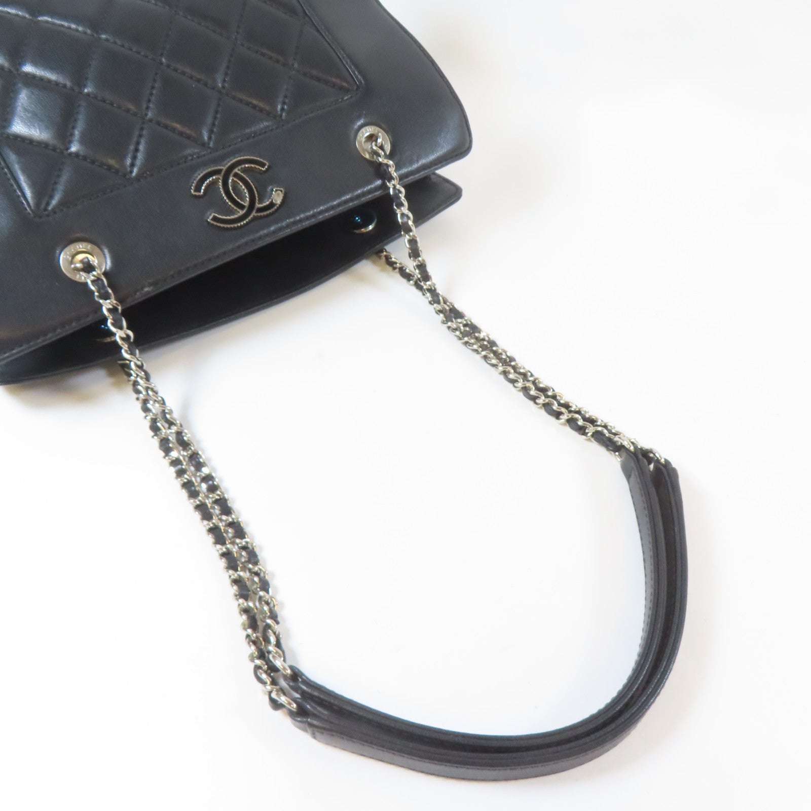 CHANEL 菱格牛皮皮革Mademoiselle Vintage Tote銀扣鏈帶肩背袋黑色