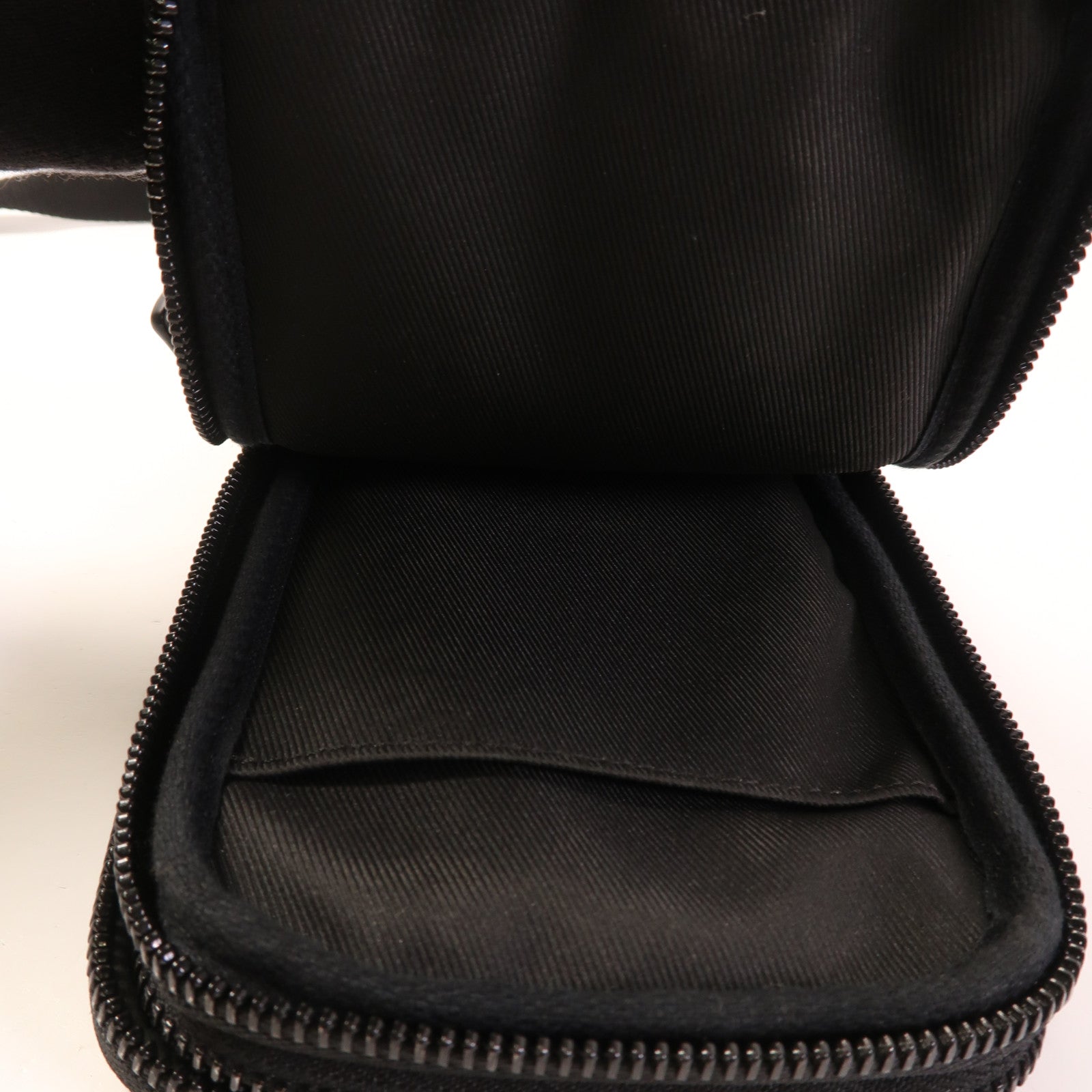 LOUIS VUITTON Damier LV x Nigo Phone Pouch肩背袋