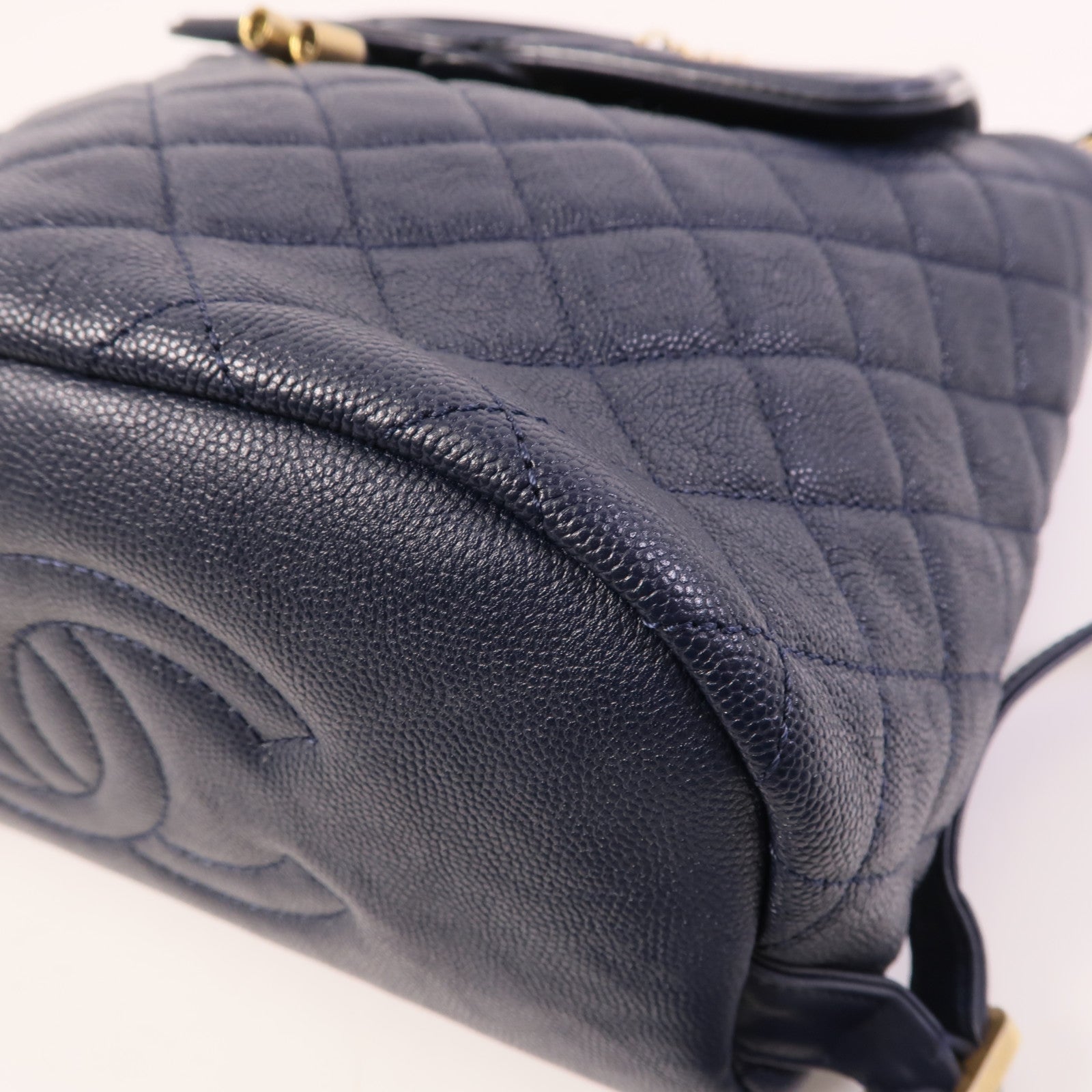 CHANEL 【激減優惠】牛皮皮革Filigree Backpack金扣鏈帶背包