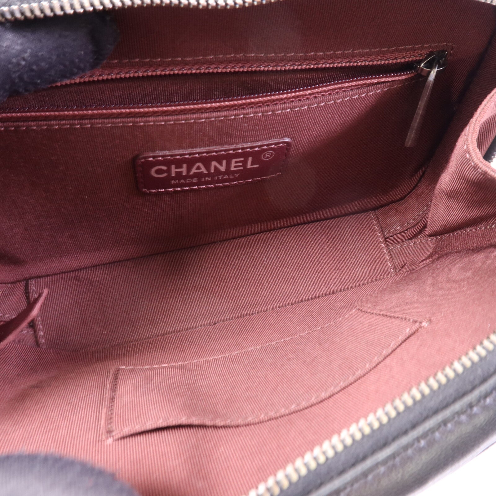 CHANEL 牛皮皮革Coco Boy Camera Bag銀扣鏈帶肩背袋