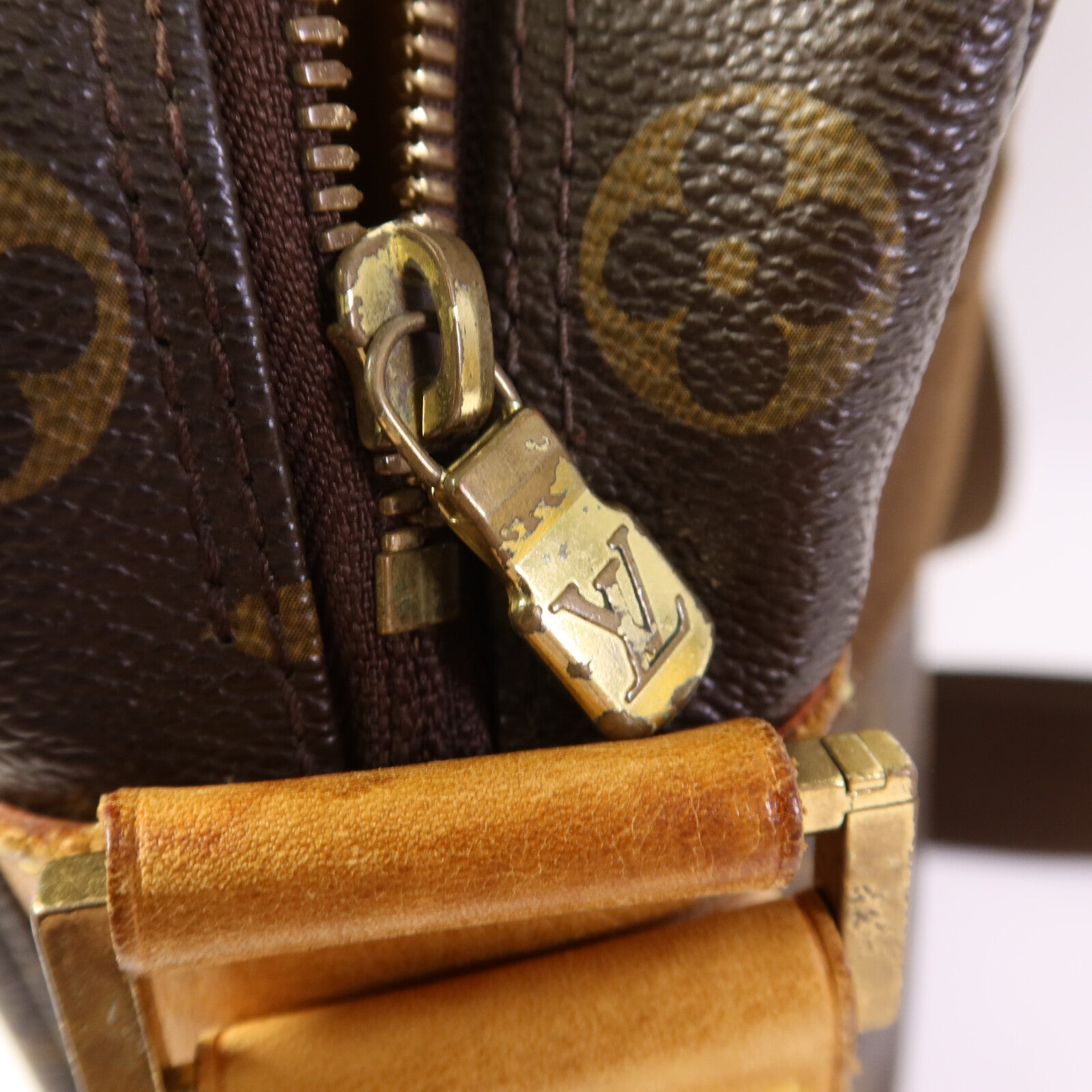 LOUIS VUITTON Monogram Sac Bosphore金扣手挽肩背兩用袋