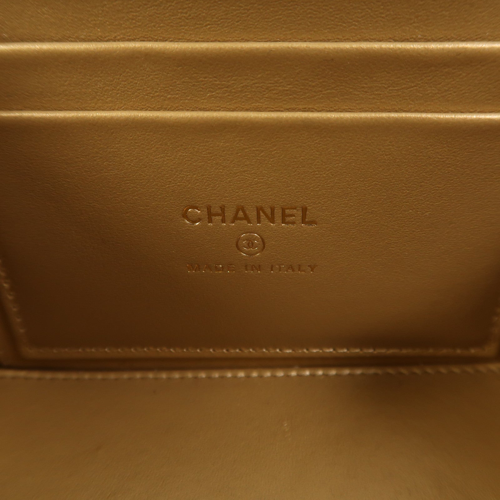CHANEL 羊皮皮革Vanity Case金扣鏈帶肩背袋