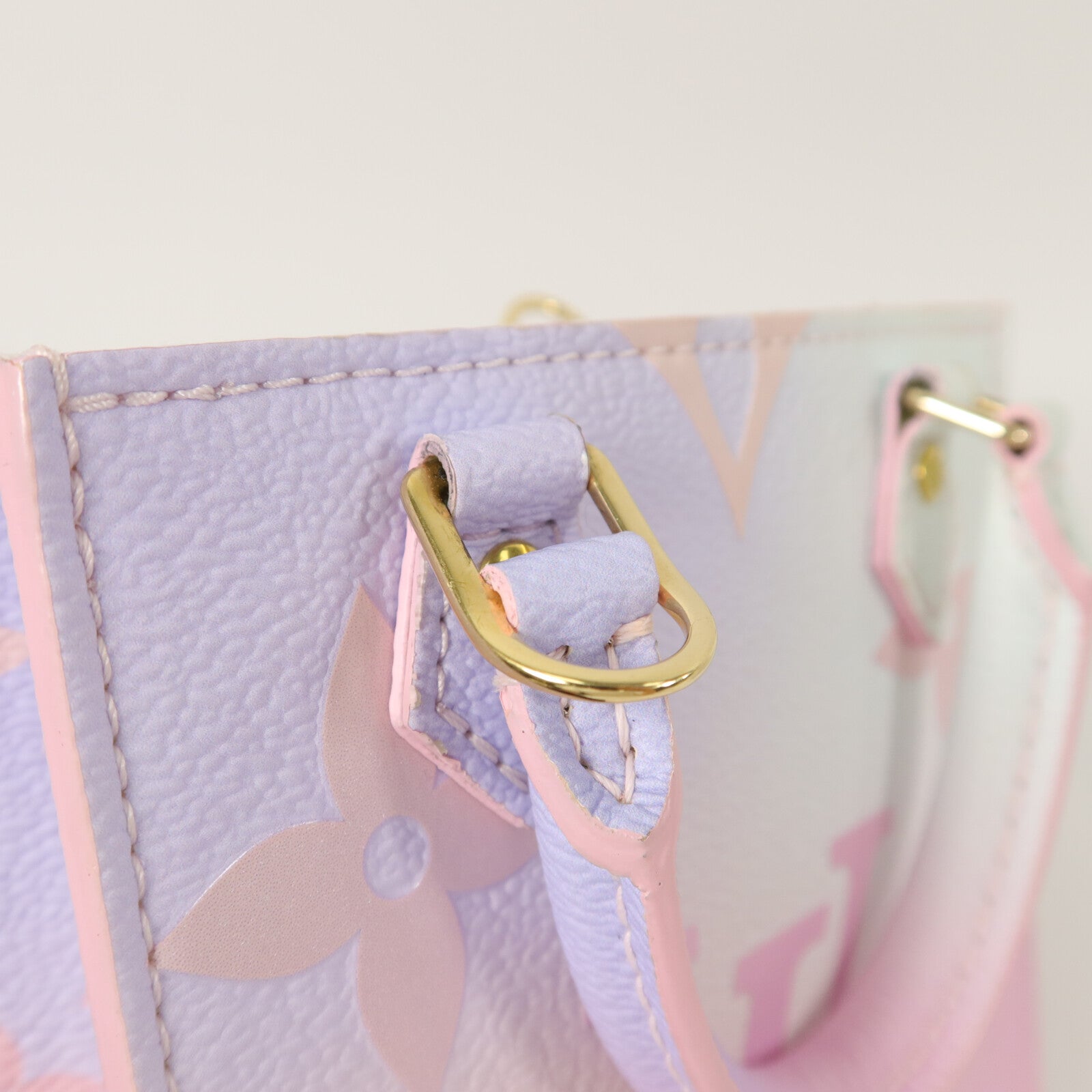 LOUIS VUITTON Monogram Giant Petit Sac Plat Spring in the City手挽肩背兩用袋