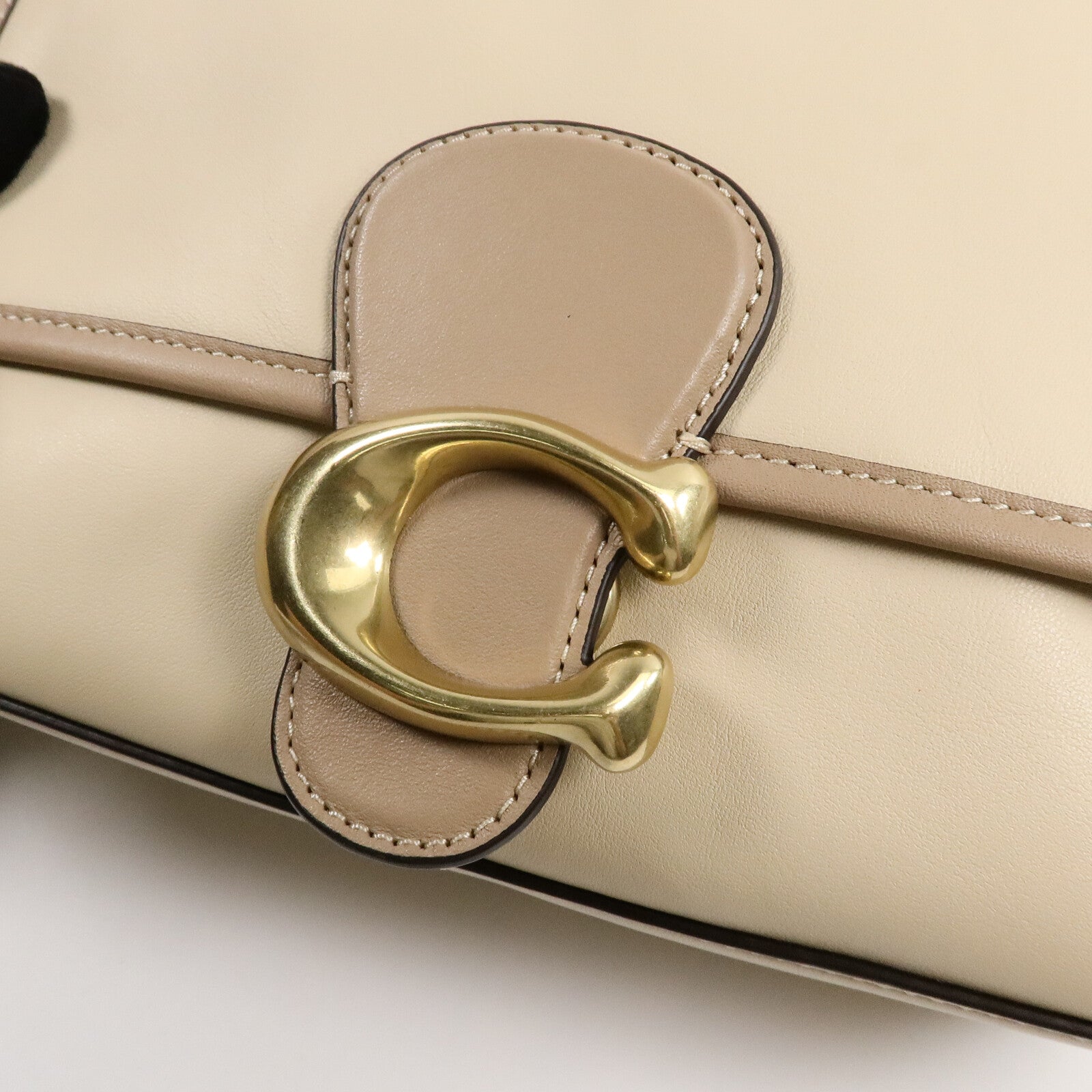 COACH 牛皮皮革Shoulder Bag肩背袋