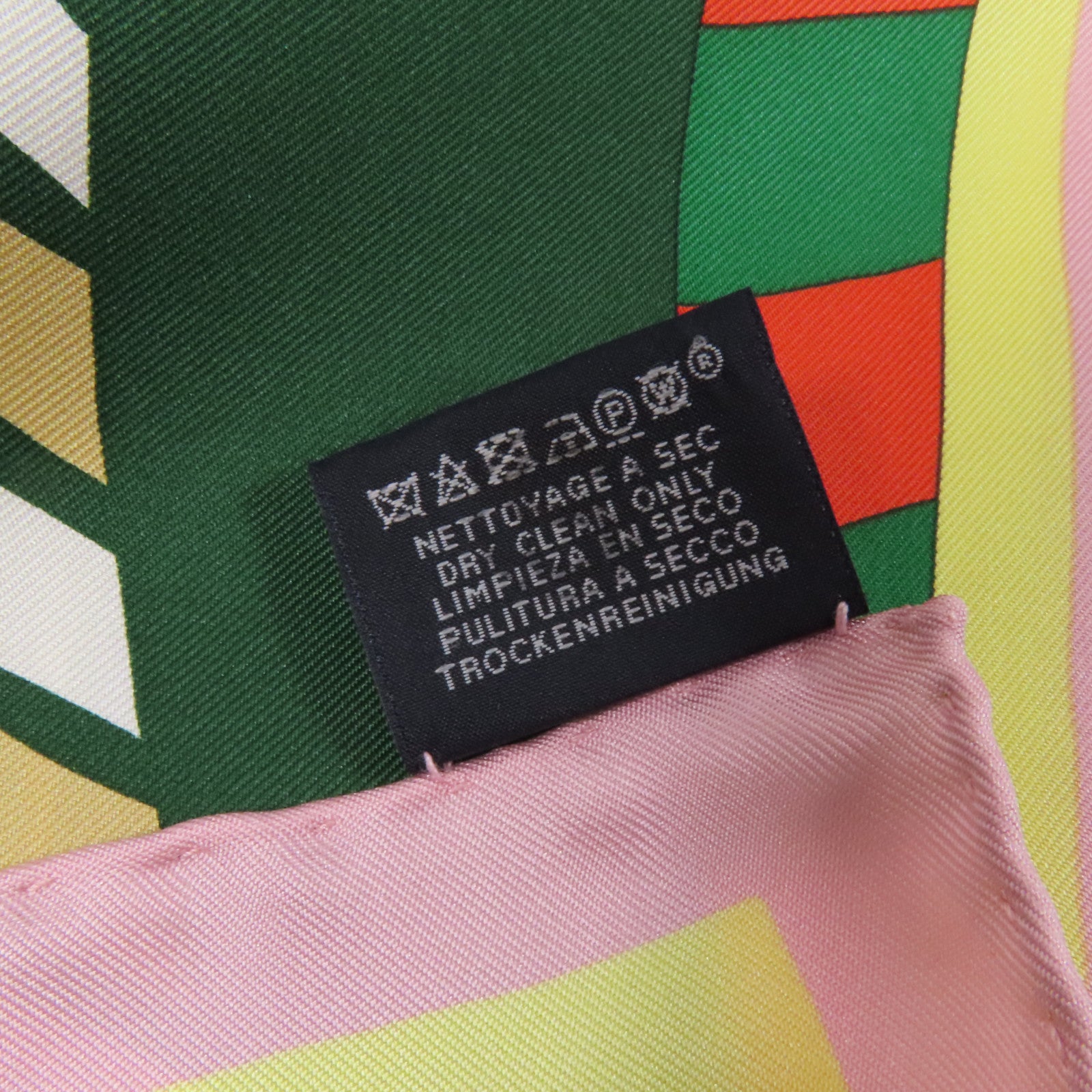 HERMES 絲質Scarf 90X90絲巾