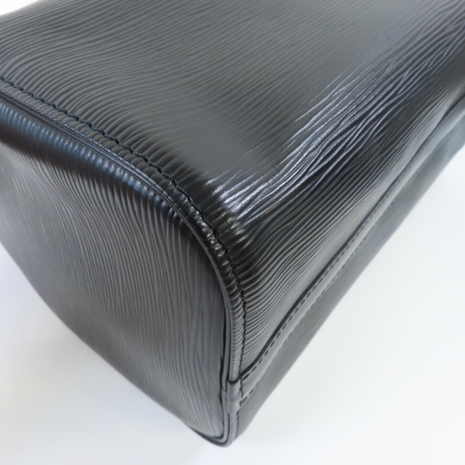 LOUIS VUITTON Epi Speedy 30金扣手挽袋黑色