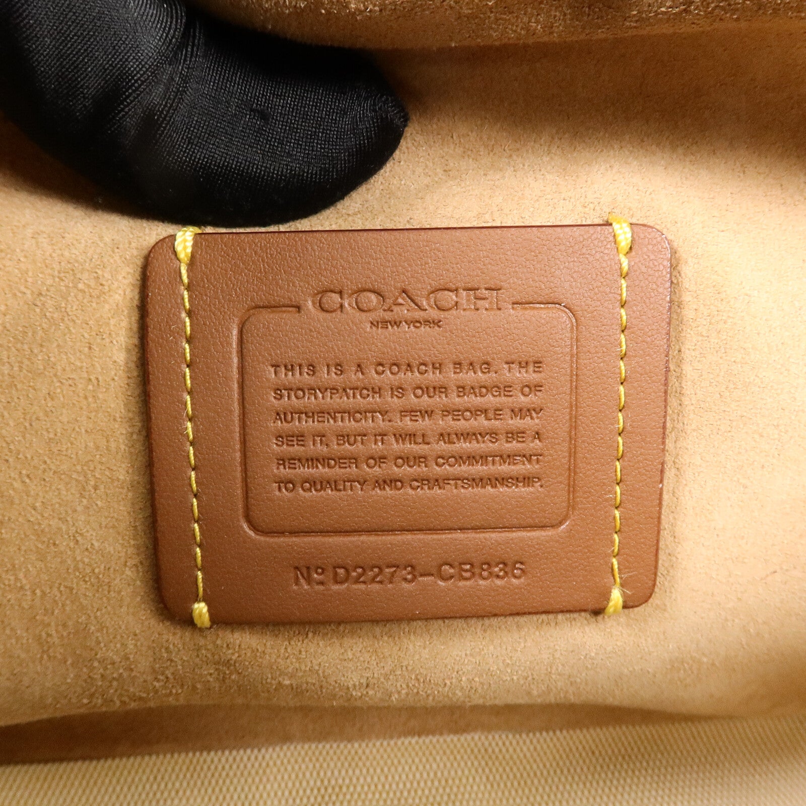 COACH 牛皮皮革Shoulder Bag肩背袋