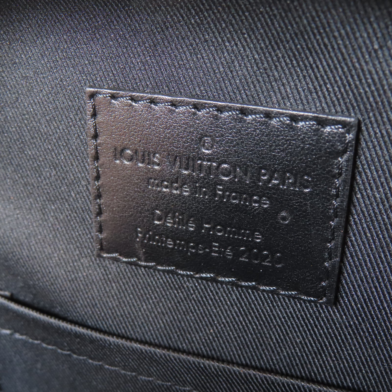 LOUIS VUITTON 【激減優惠】Monogram Taffetage Vertical Soft Trunk黑扣肩背袋啡色