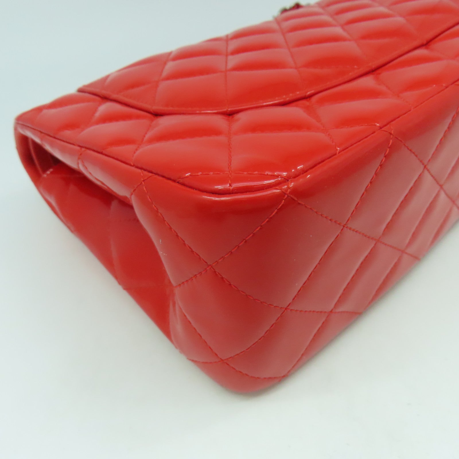 CHANEL **【清倉大減價】菱格漆皮皮革Classic 30銀扣鏈帶肩背袋紅色
