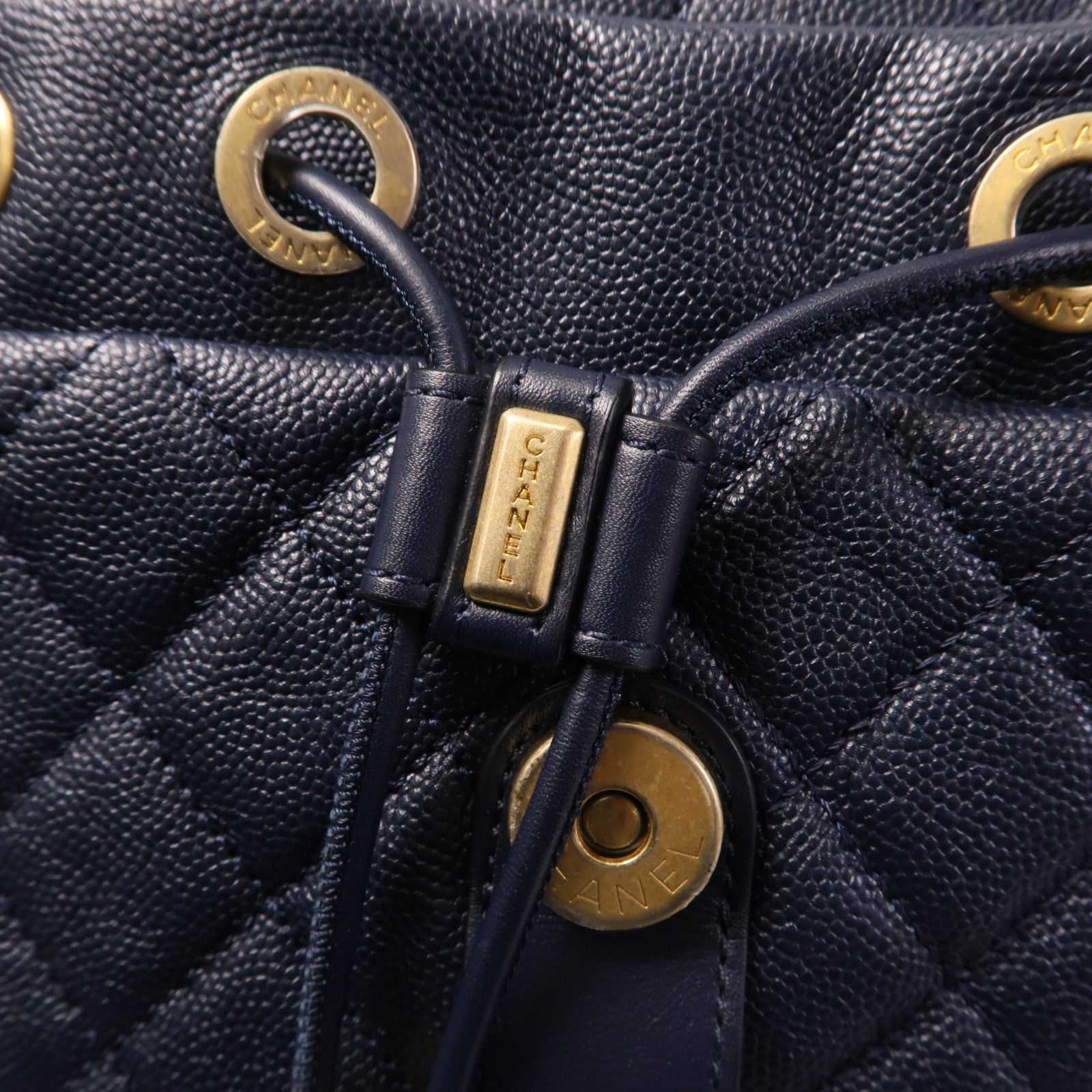 CHANEL 【激減優惠】牛皮皮革Filigree Backpack金扣鏈帶背包