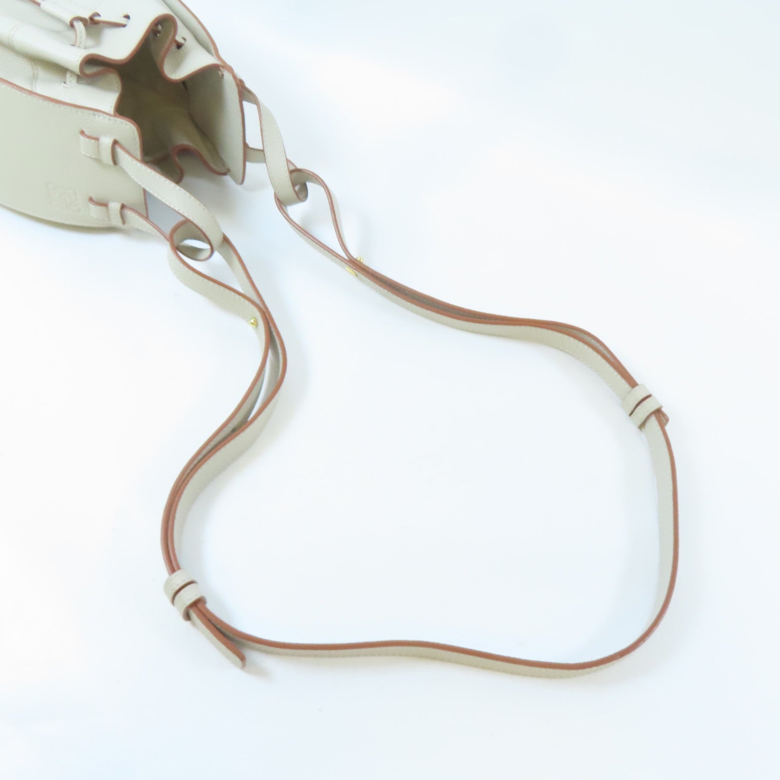 LOEWE 【激減優惠】牛皮皮革Mini Hammock金扣手挽肩背兩用袋米色