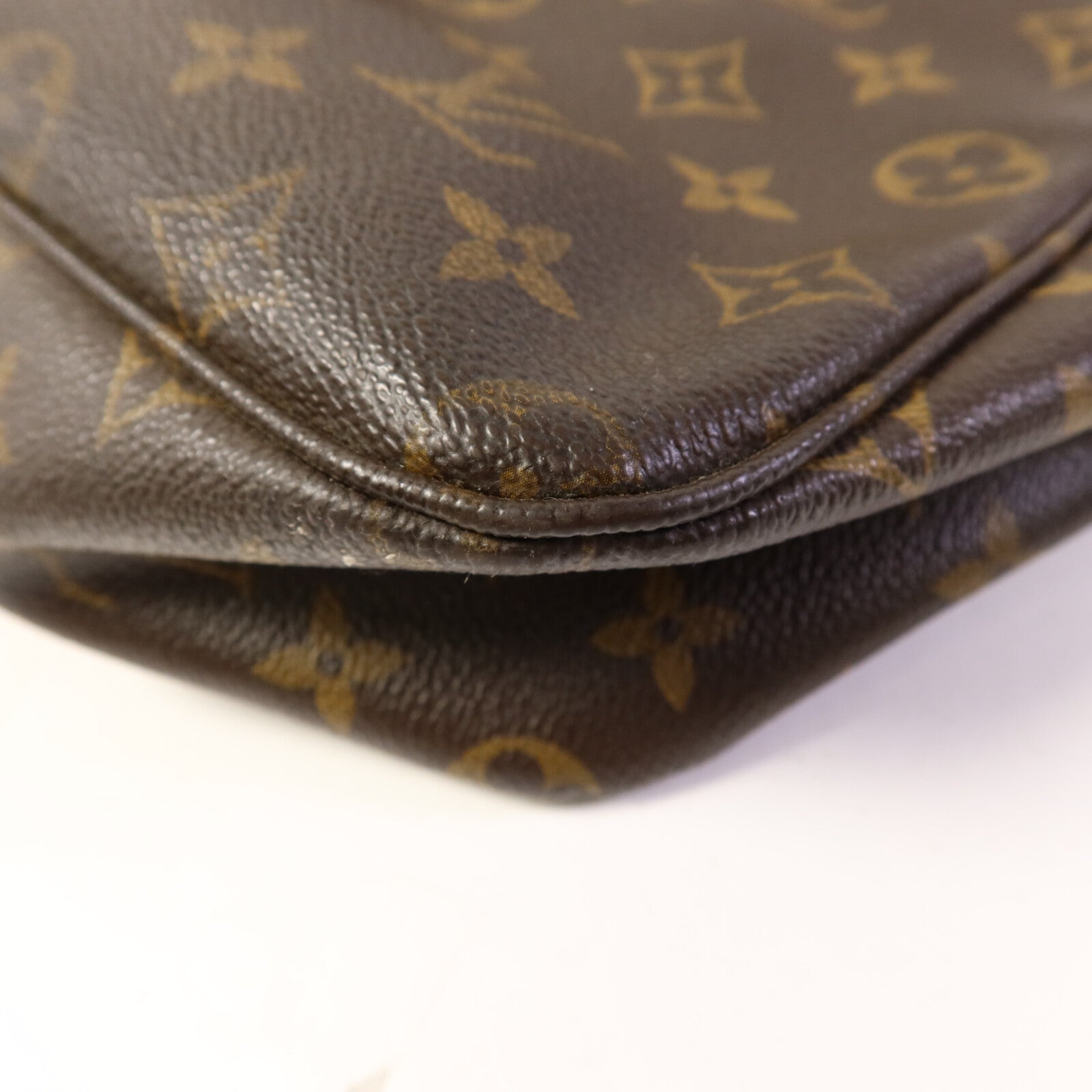 LOUIS VUITTON Monogram Sac Bosphore金扣手挽肩背兩用袋