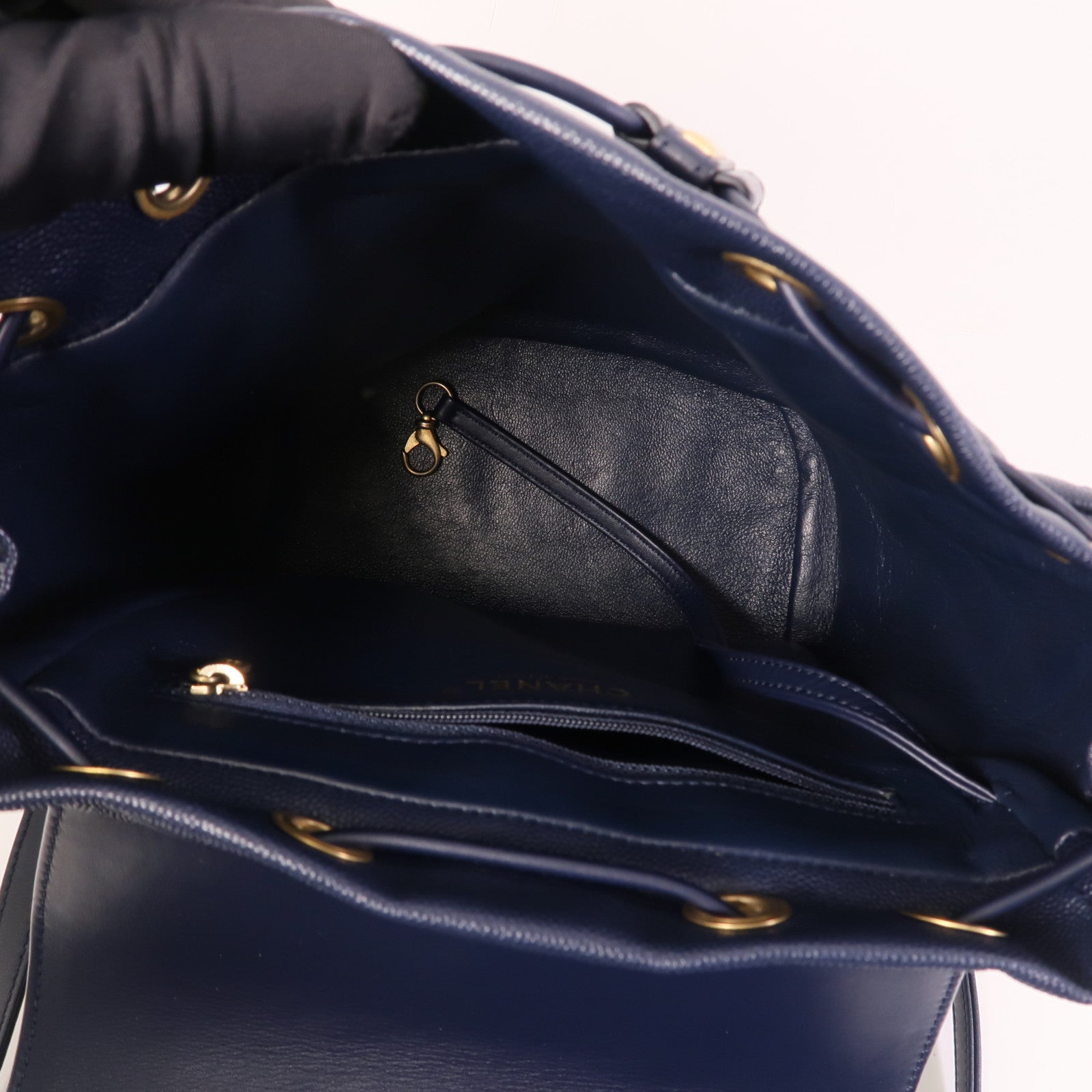 CHANEL 【激減優惠】牛皮皮革Filigree Backpack金扣鏈帶背包