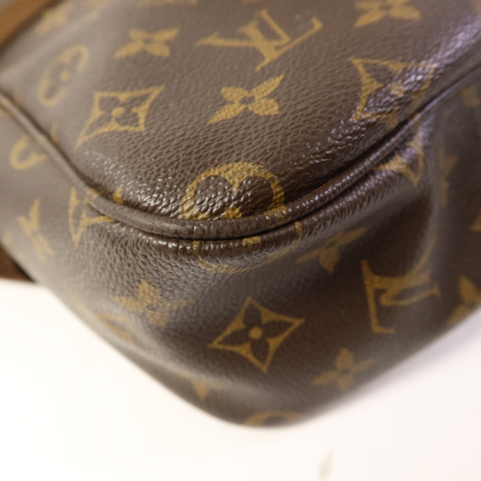 LOUIS VUITTON Monogram Sac Bosphore金扣手挽肩背兩用袋
