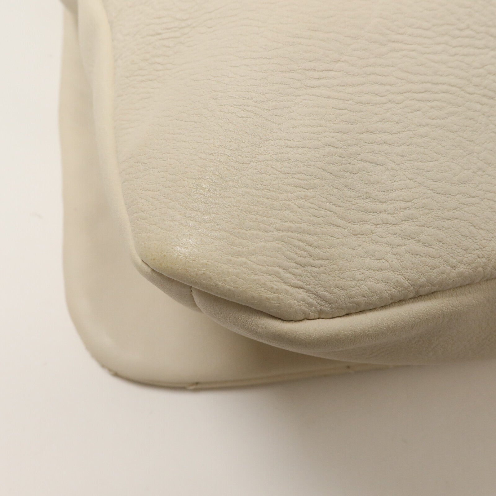 CHANEL 牛皮皮革Diamond Stitch Chain Shoulder鏈帶肩背袋