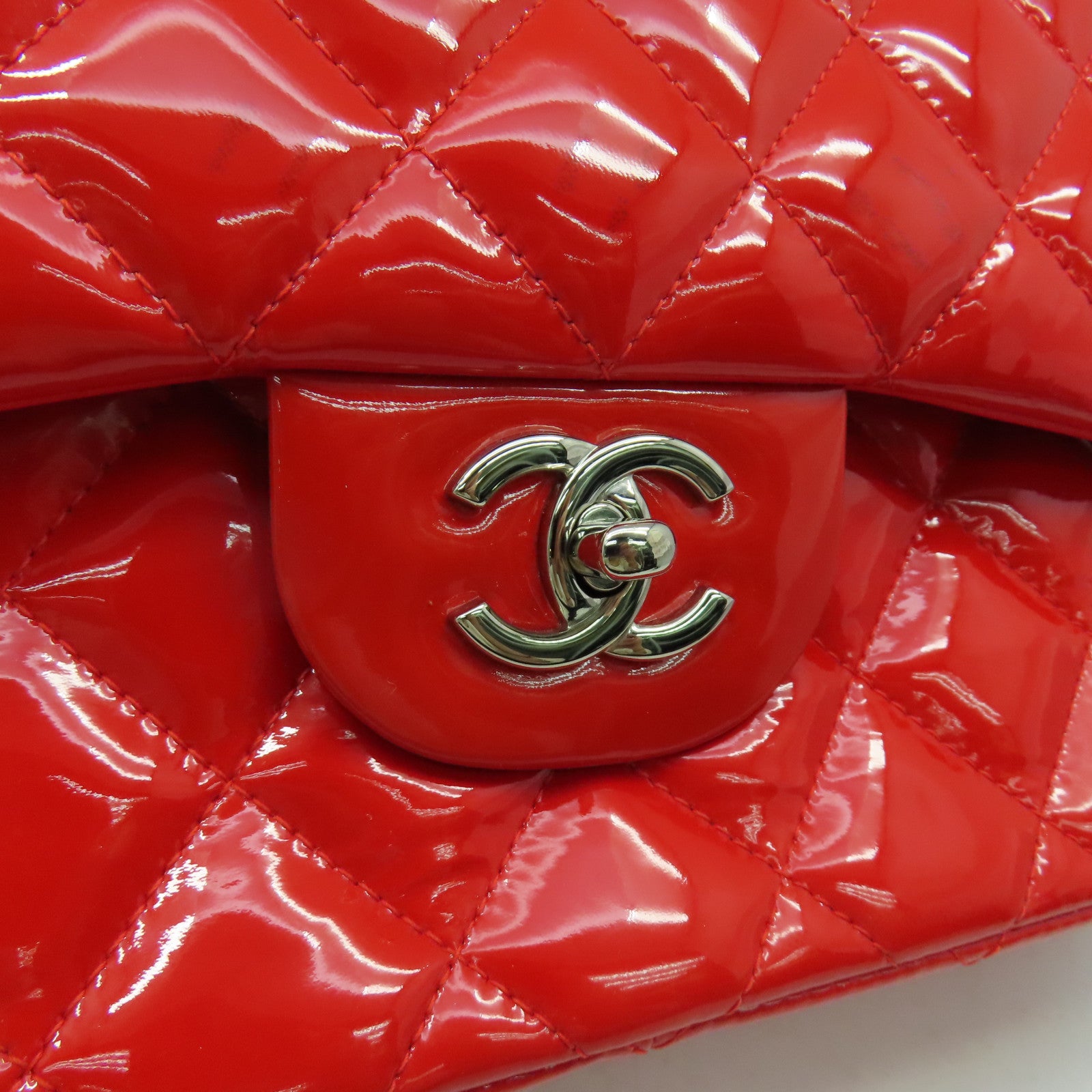 CHANEL **【清倉大減價】菱格漆皮皮革Classic 30銀扣鏈帶肩背袋紅色