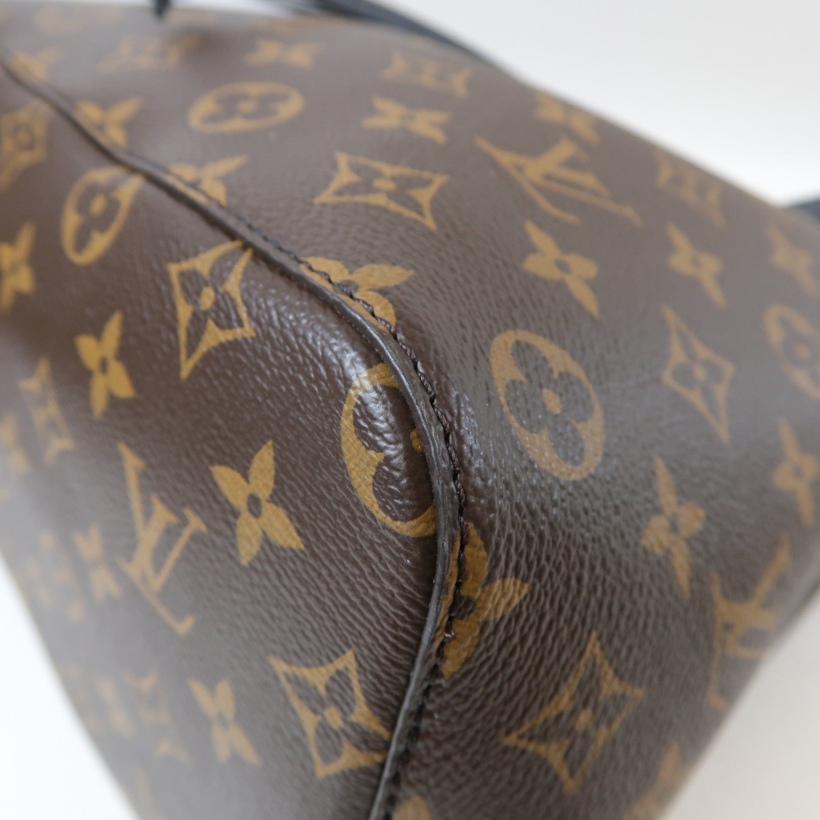 LOUIS VUITTON Monogram Neo Noe MM金扣肩背袋啡色
