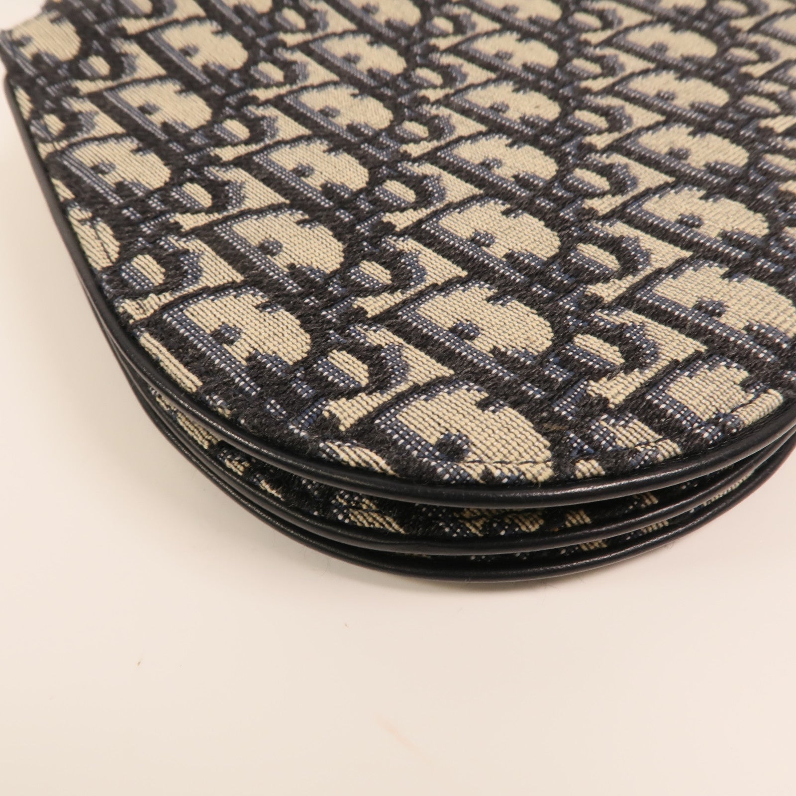 Dior 帆布Saddle Clutch金扣肩背袋