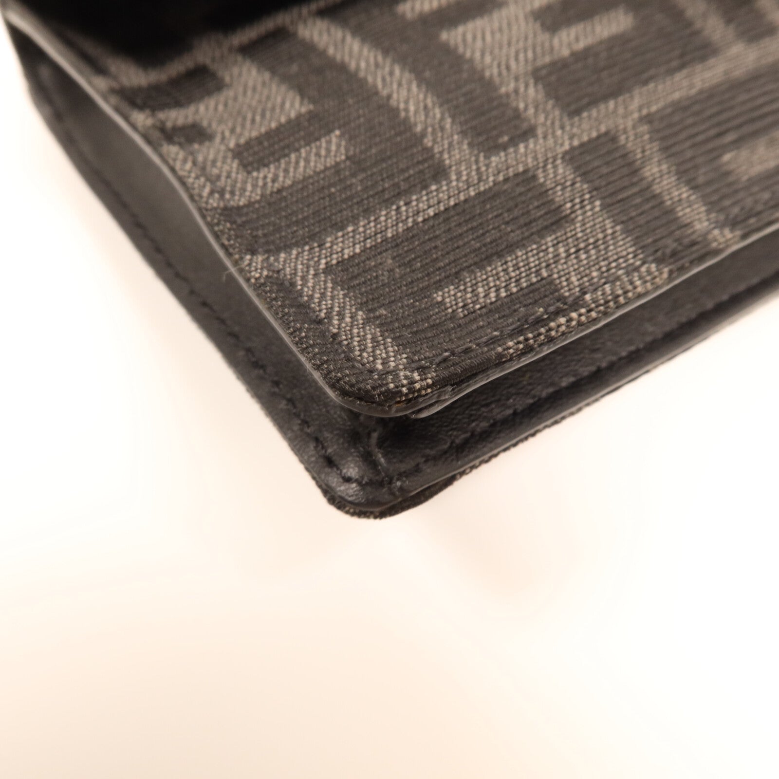 FENDI 尼龍/帆布/皮革Marsupio Baguette銀扣肩背袋