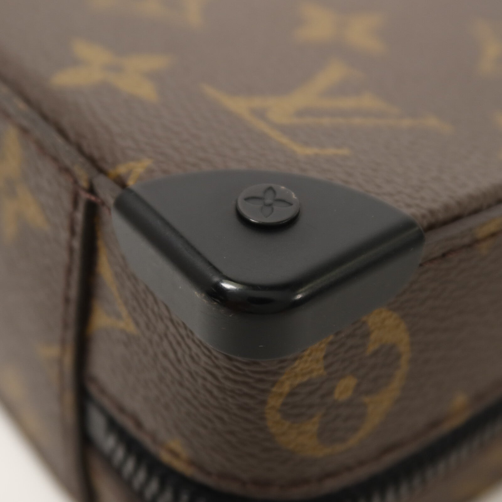LOUIS VUITTON Monogram Macassar Handle Soft Truck手挽肩背兩用袋